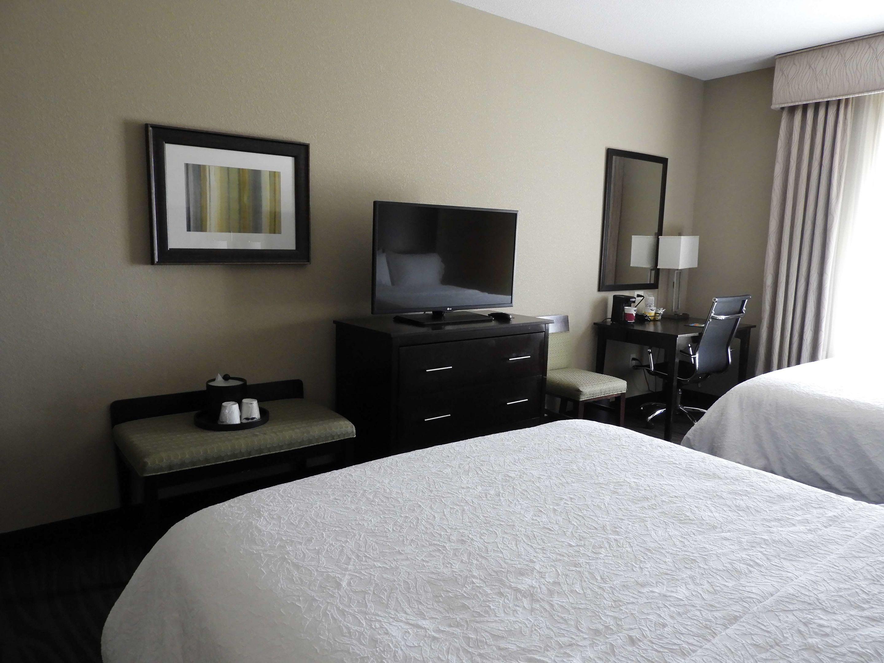 Hampton Inn & Suites Robbinsville — photo 5