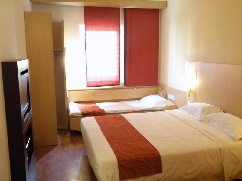 ibis Shanghai Lianyang — photo 4