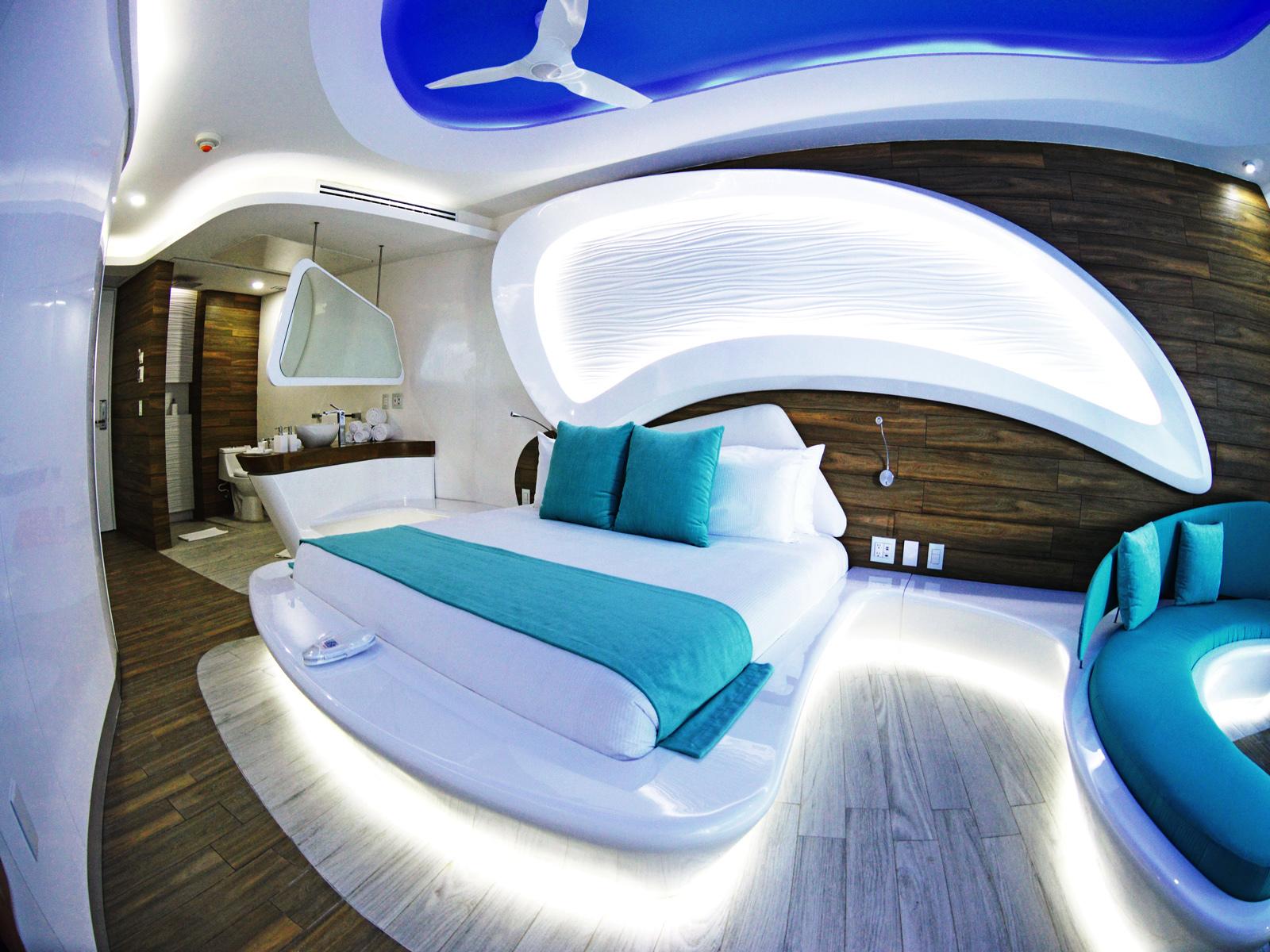 Ikonik The Carmen Hotel — photo 4