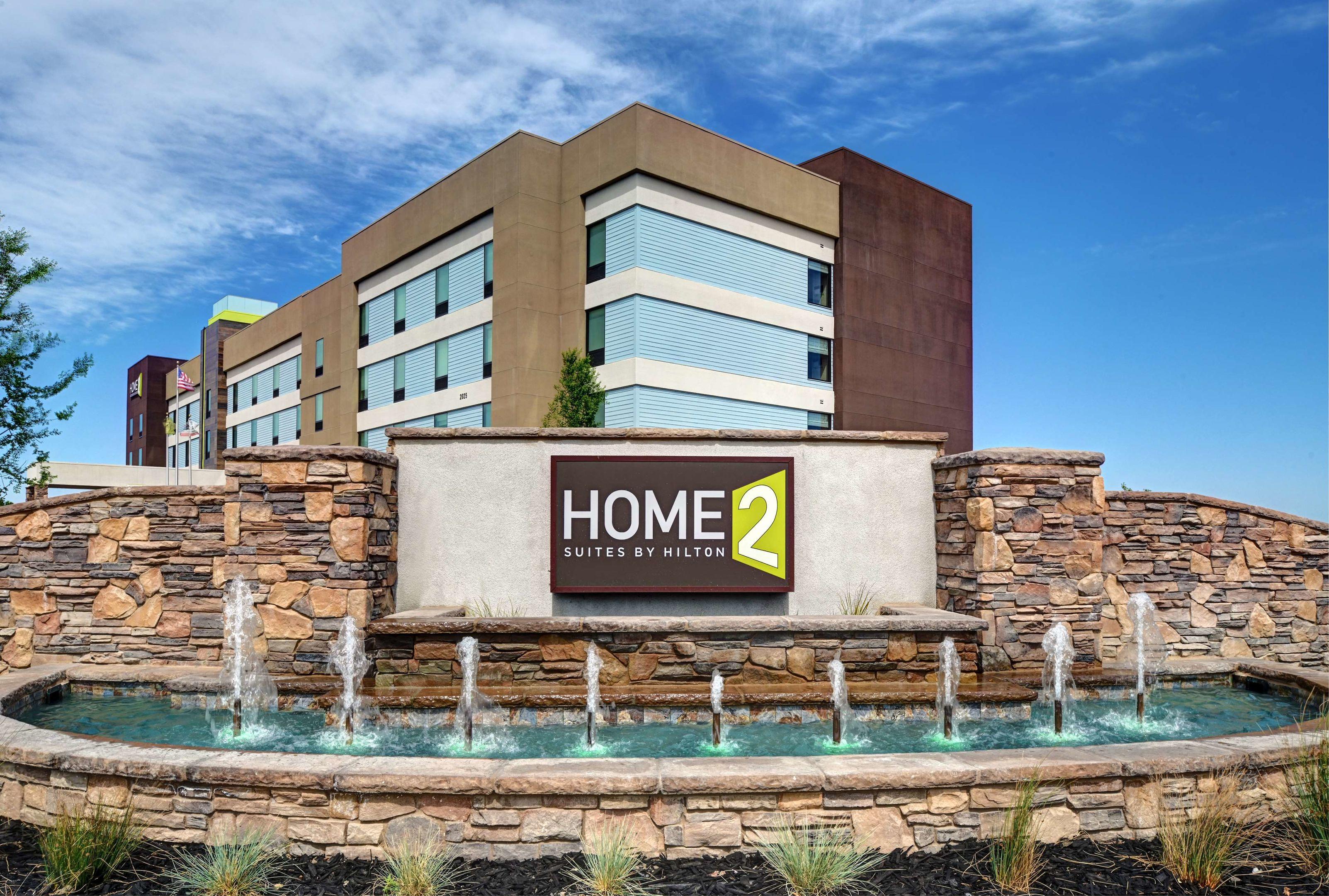 Home2 Suites by Hilton Tracy — photo 4