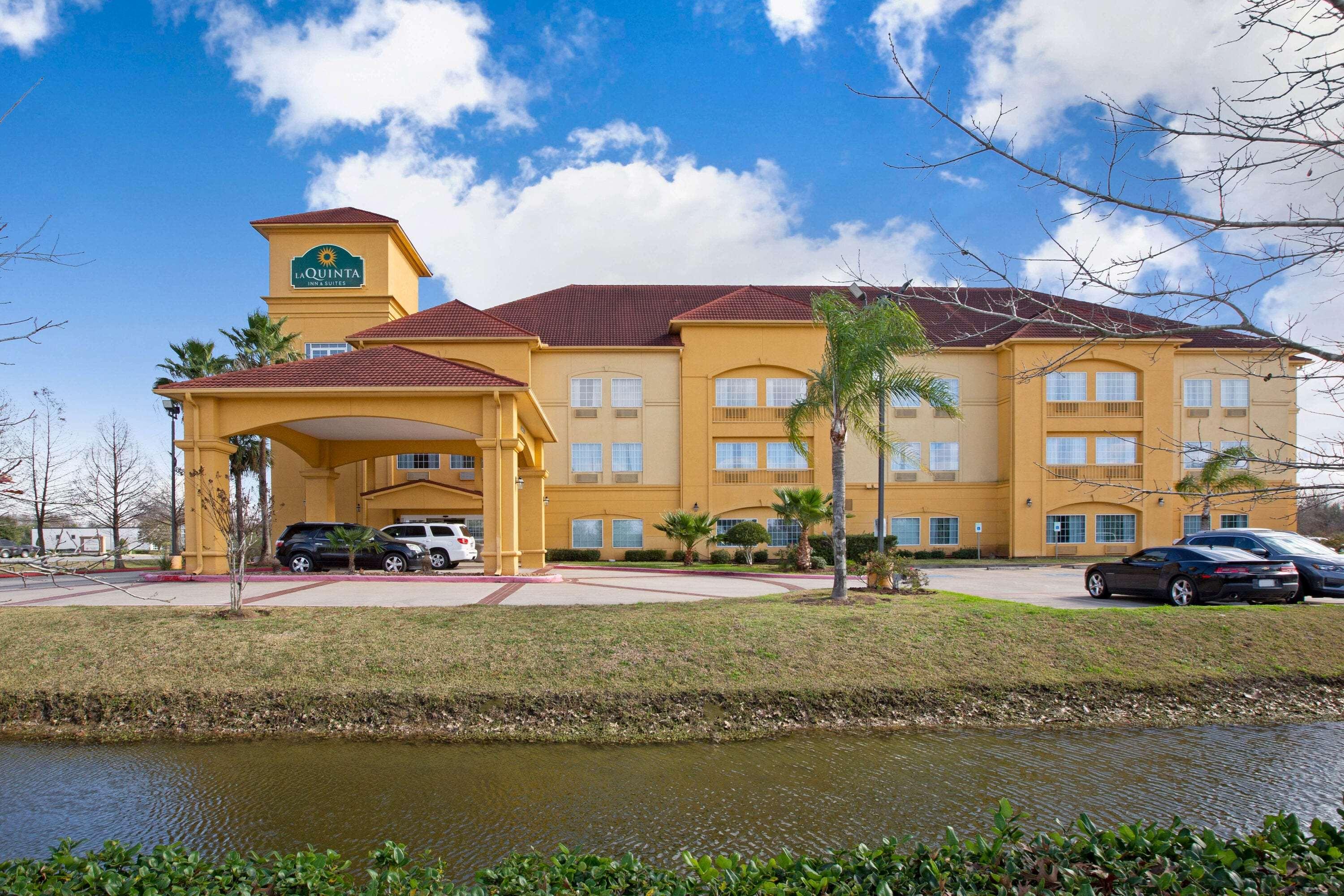 La Quinta Inn & Suites Pearland — photo 5
