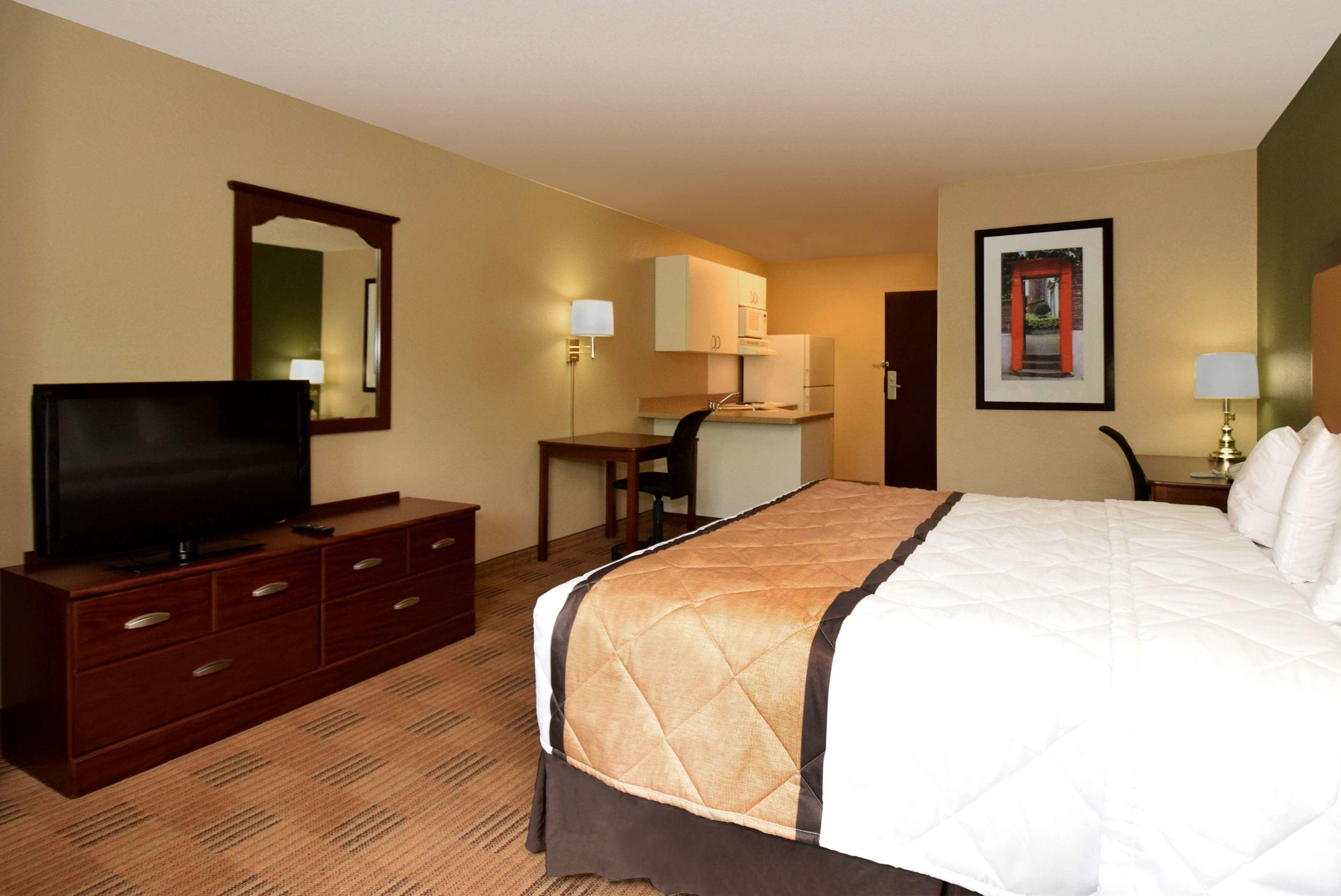 Extended Stay America San Diego Mission Valley Stadium — photo 5