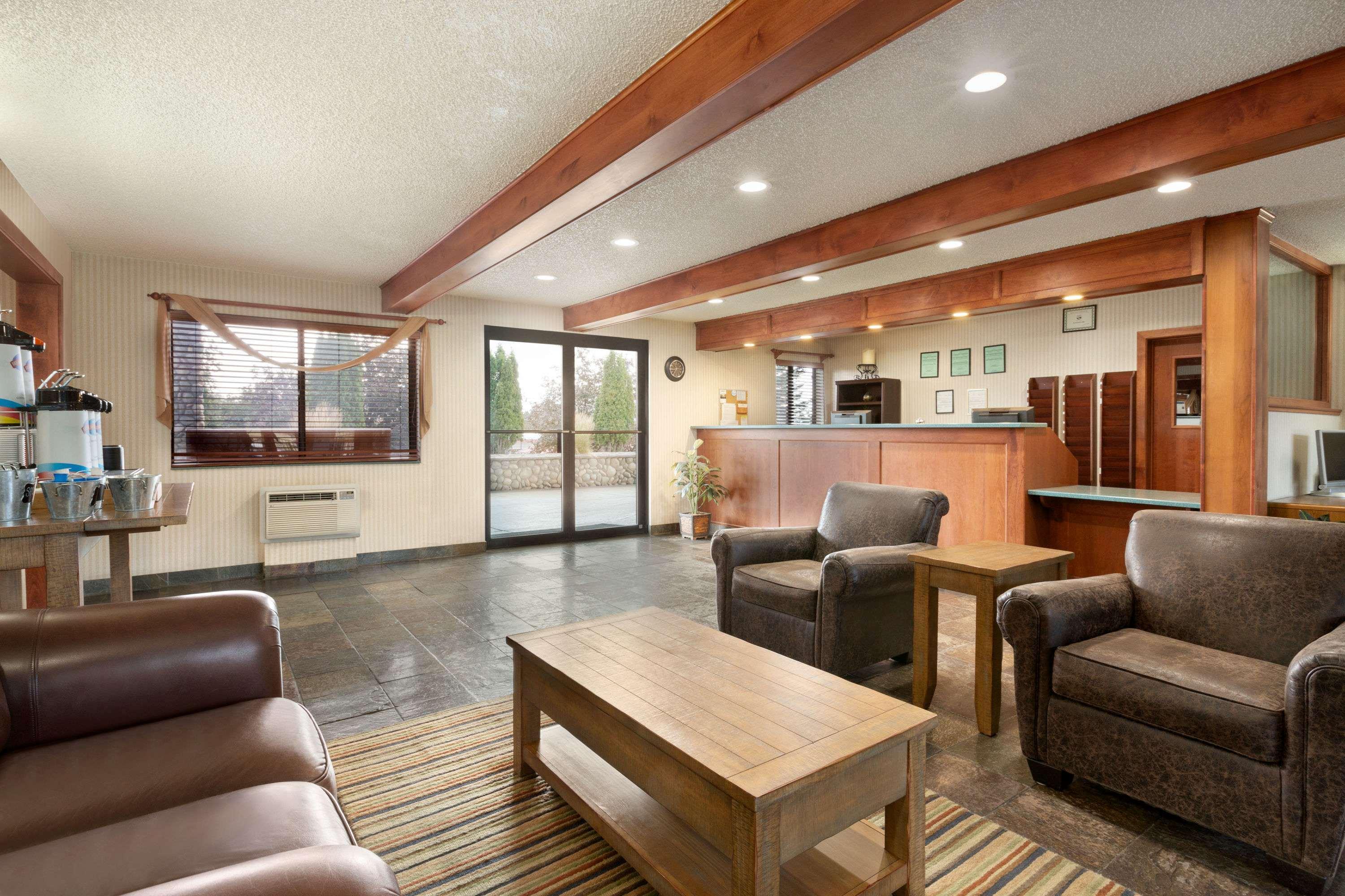 Baymont by Wyndham Whitefish — photo 3