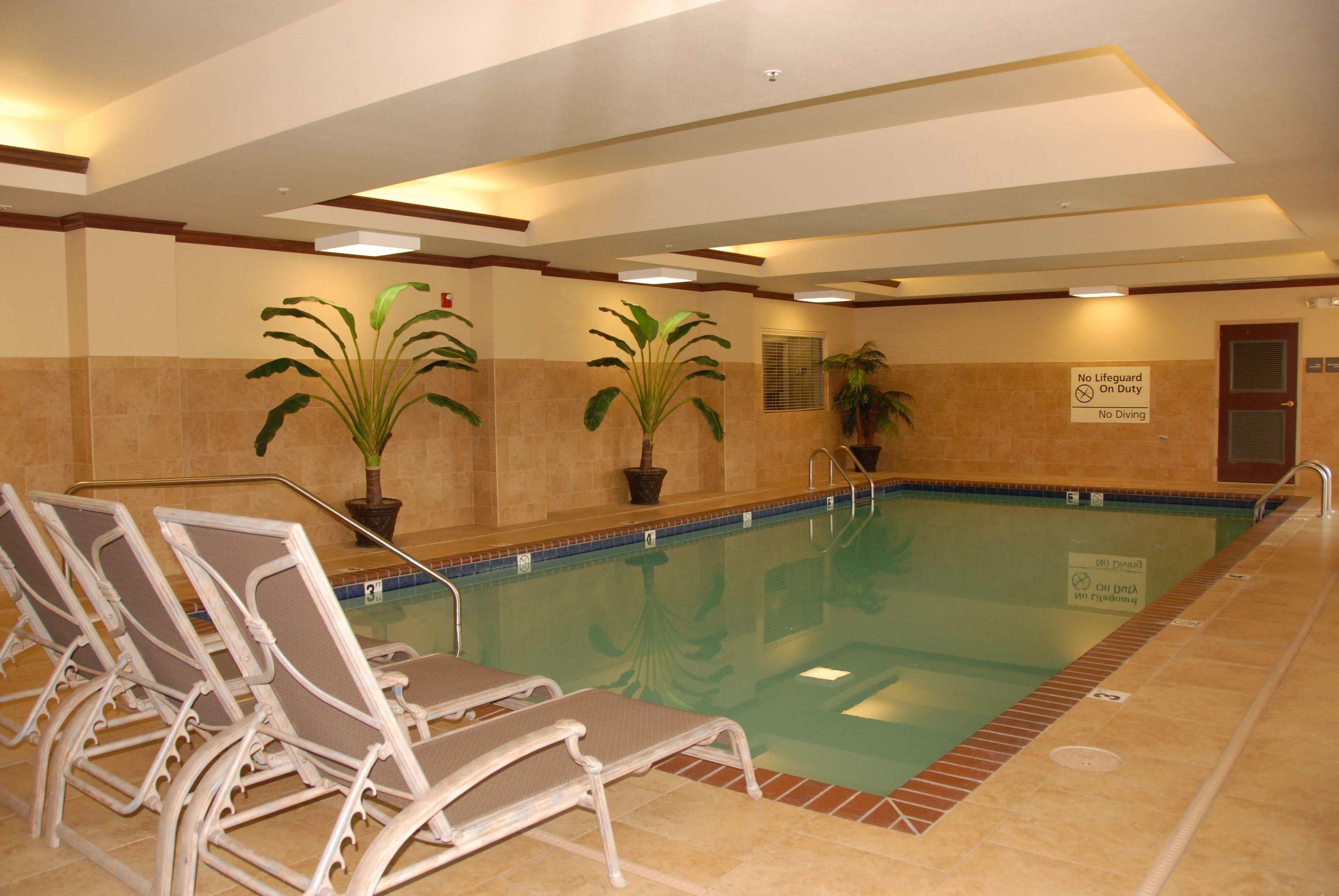 Hampton Inn Van Buren — photo 5