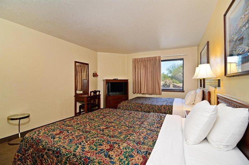Americas Best Value Inn Concord — photo 3