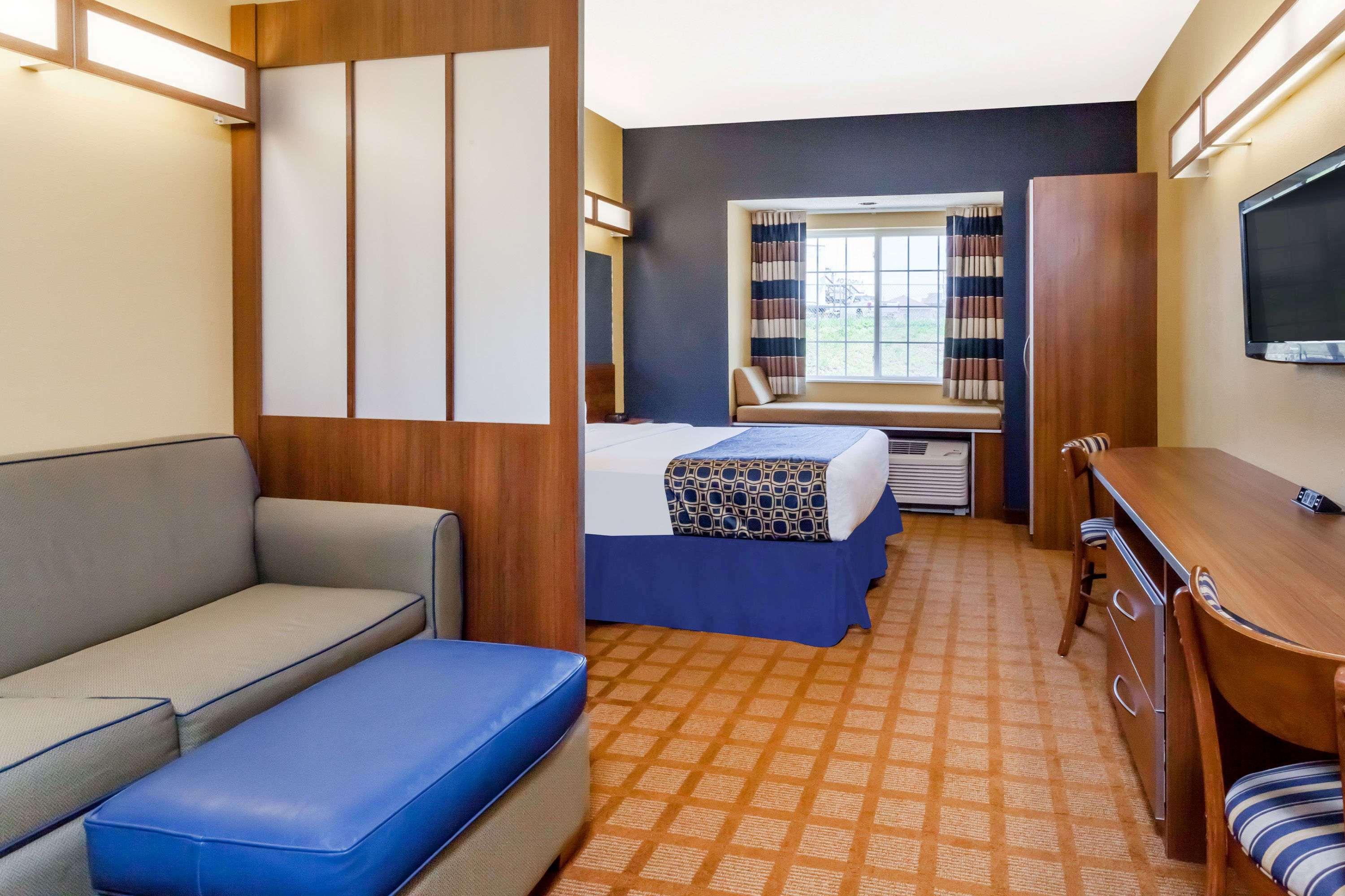 Microtel Inn and Suites Dickson City/Scranton — photo 5