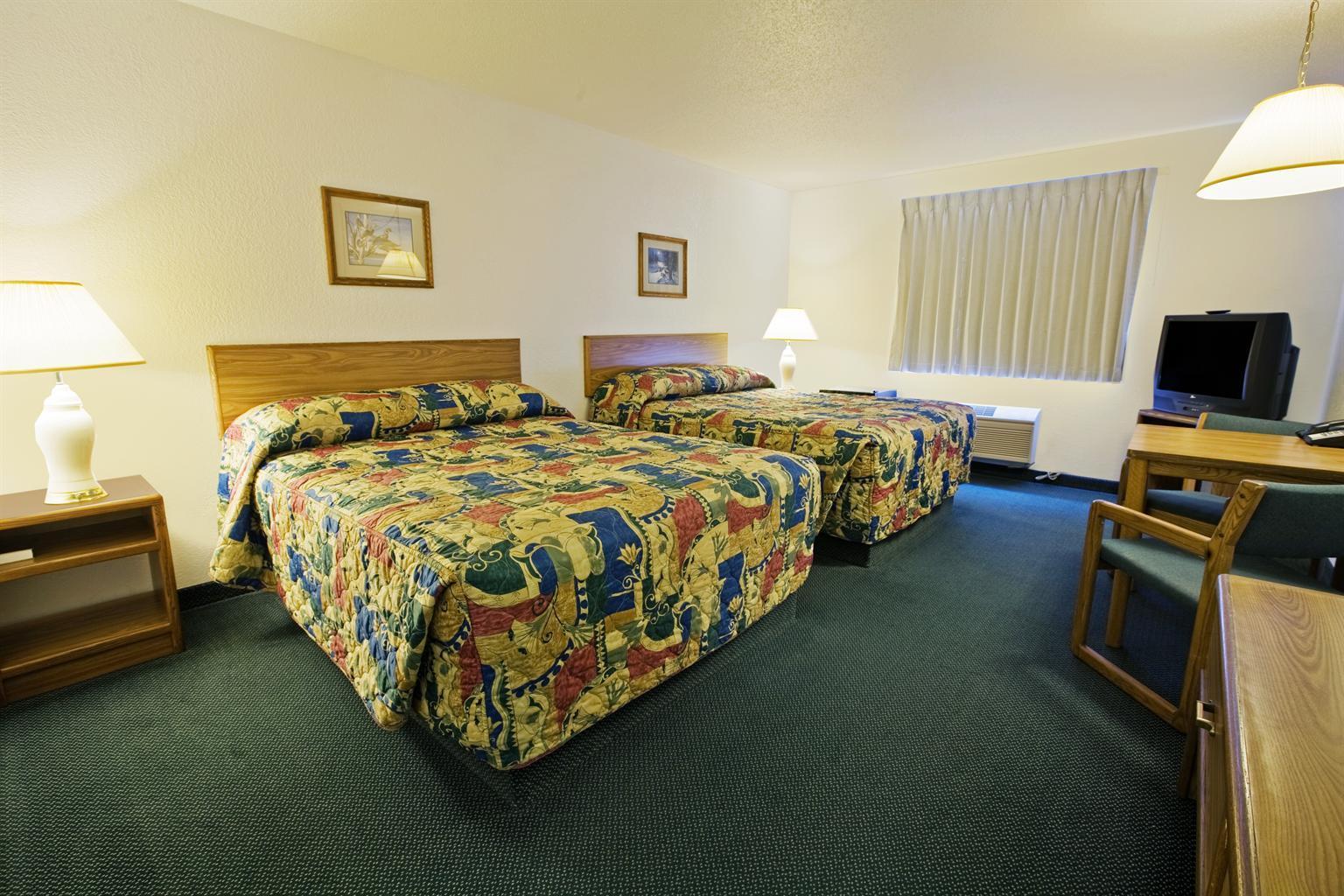 Americas Best Value Inn-Grand Forks — photo 5
