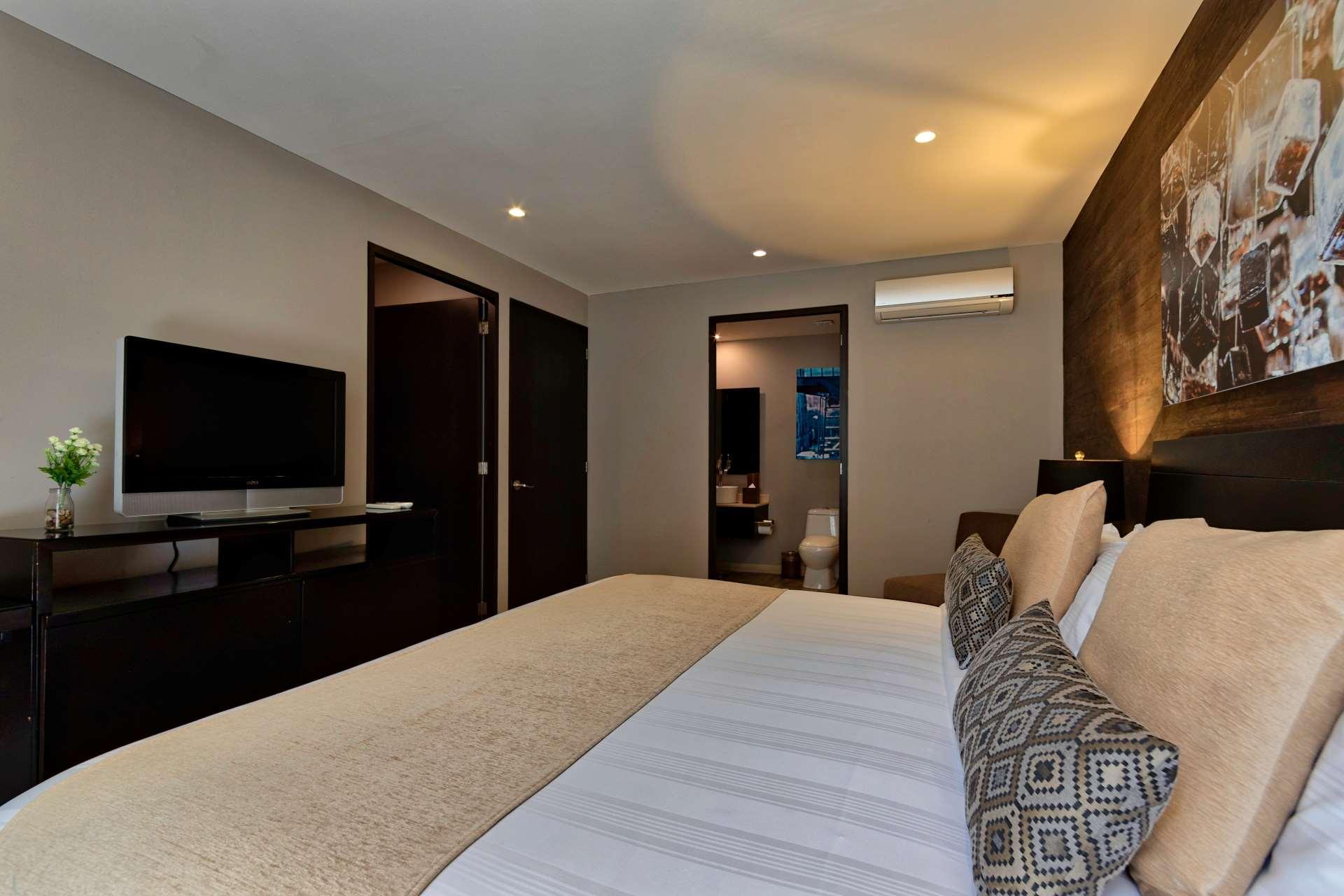 Ventura Hotel & Suites by Dominion — photo 4