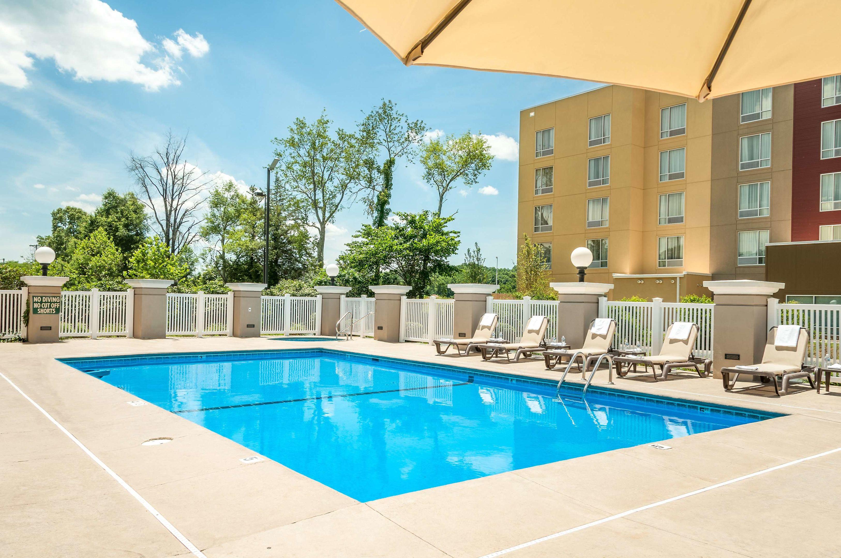 Country Inn & Suites by Radisson, Cookeville, TN — photo 4