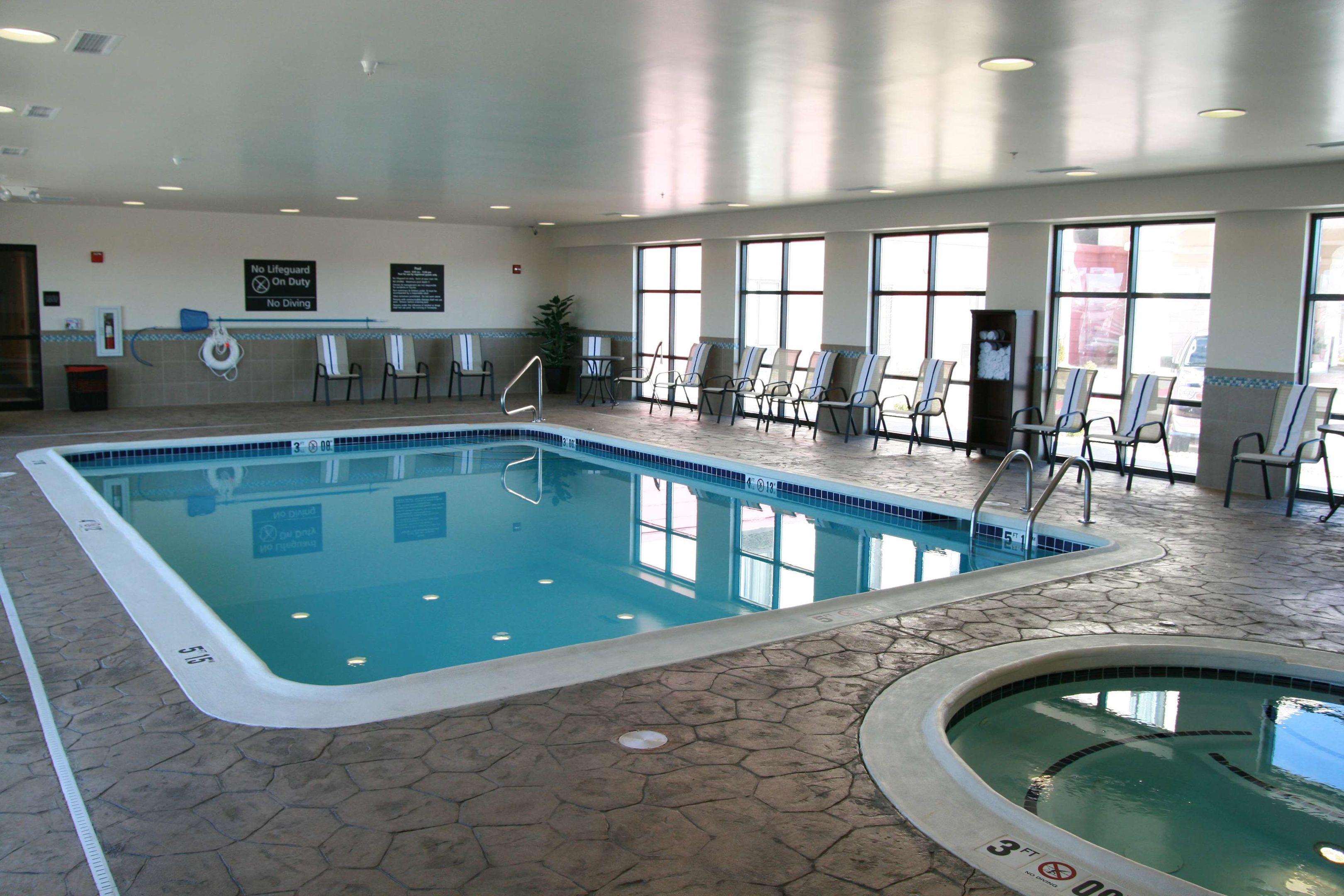 Hampton Inn Topeka — photo 4
