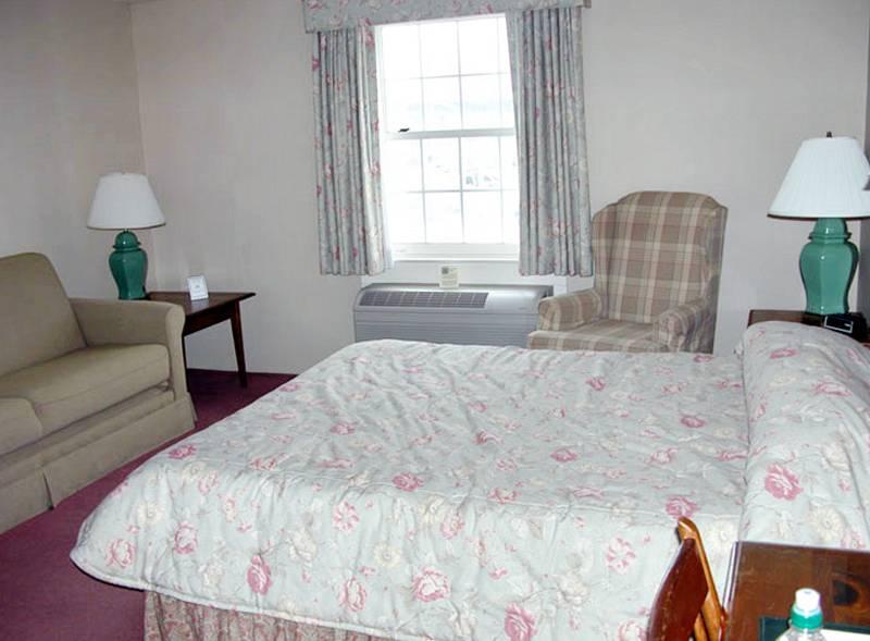 Inn at Mills Falls — photo 5