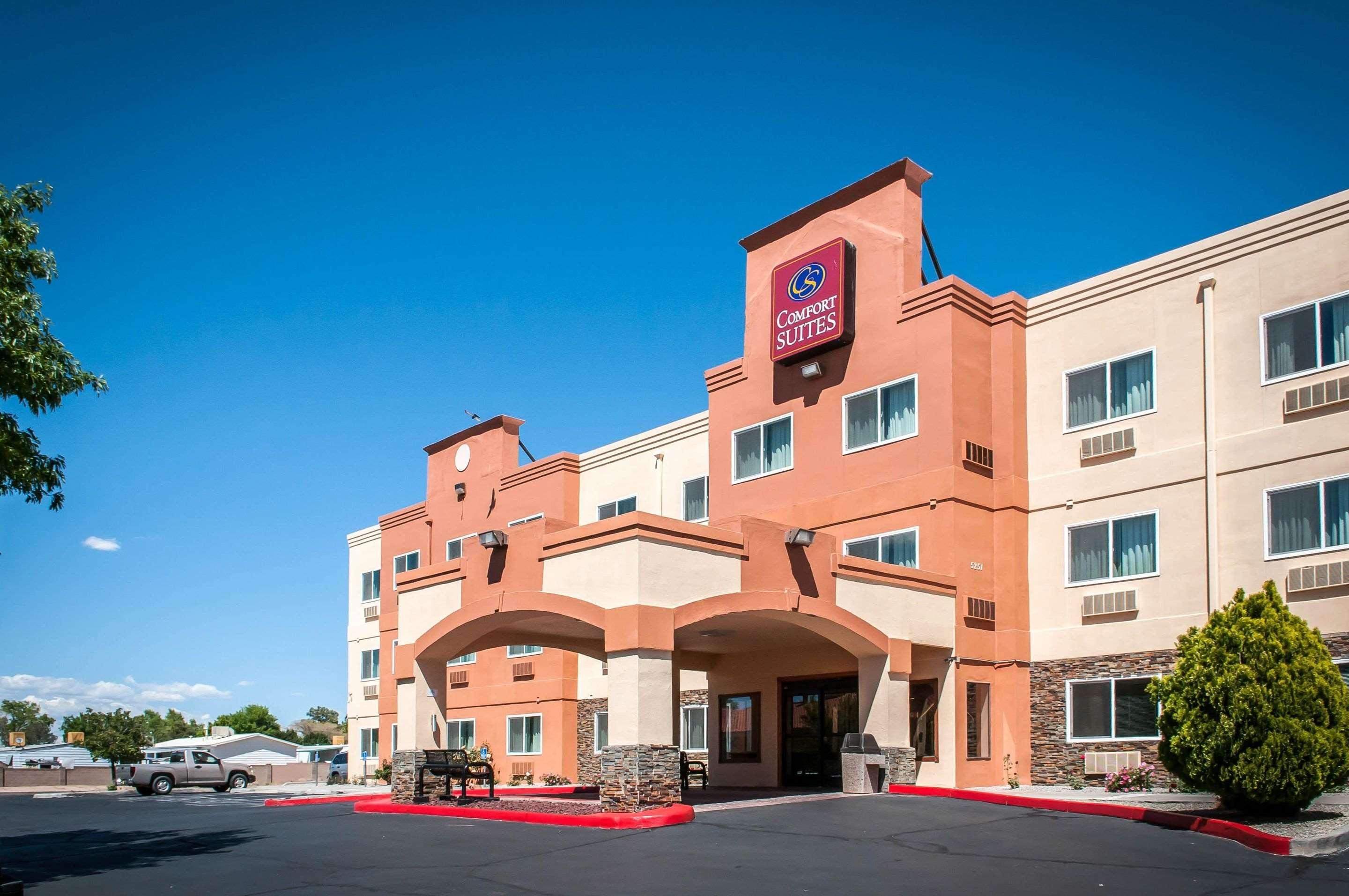 Comfort Suites  North Albuquerque Balloon Fiesta Park — photo 4