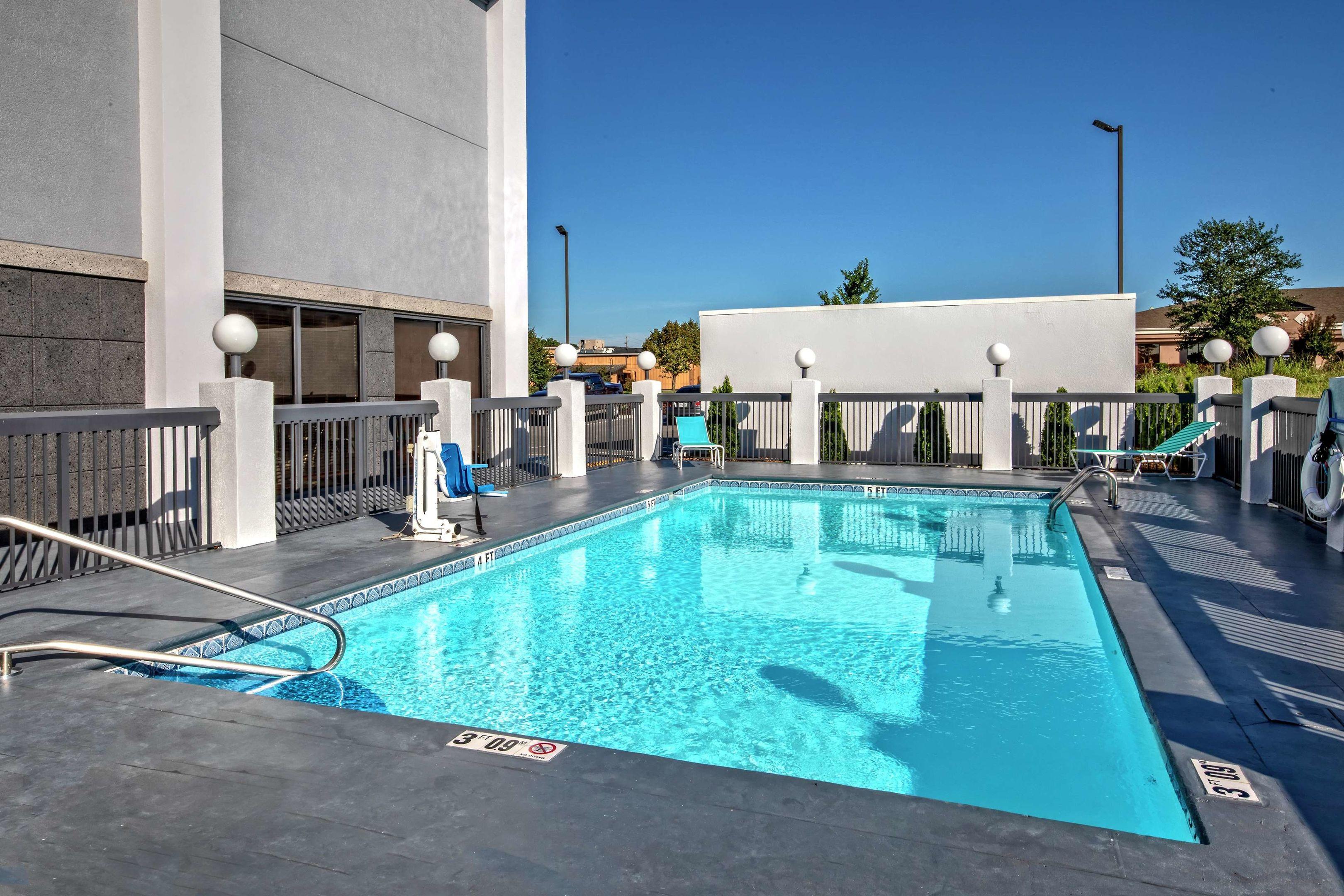 Hampton Inn Tullahoma — photo 4