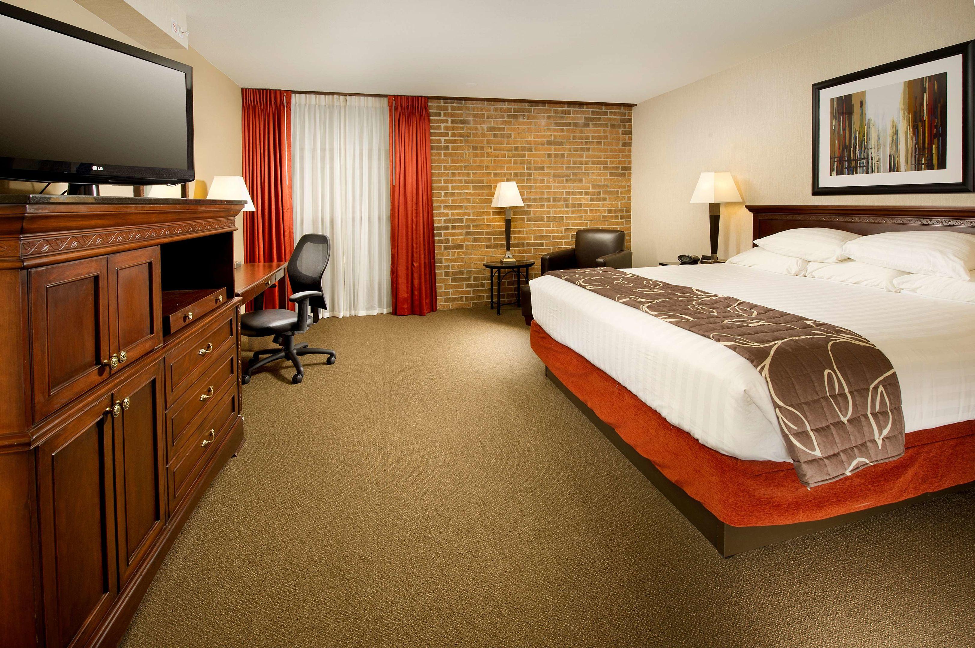 Drury Inn & Suites Kansas City Shawnee Mission — photo 5