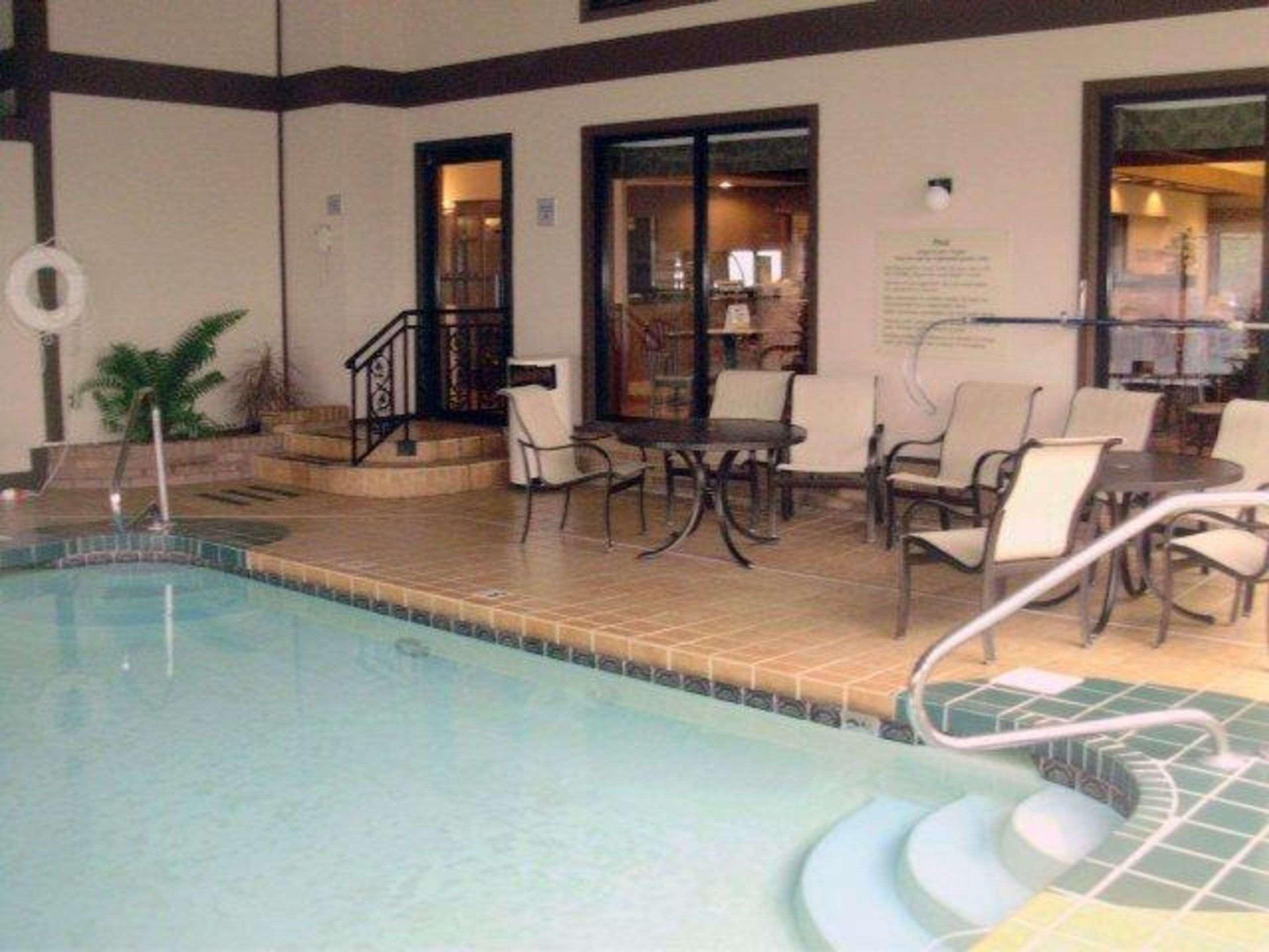 Quality Inn & Suites — photo 3