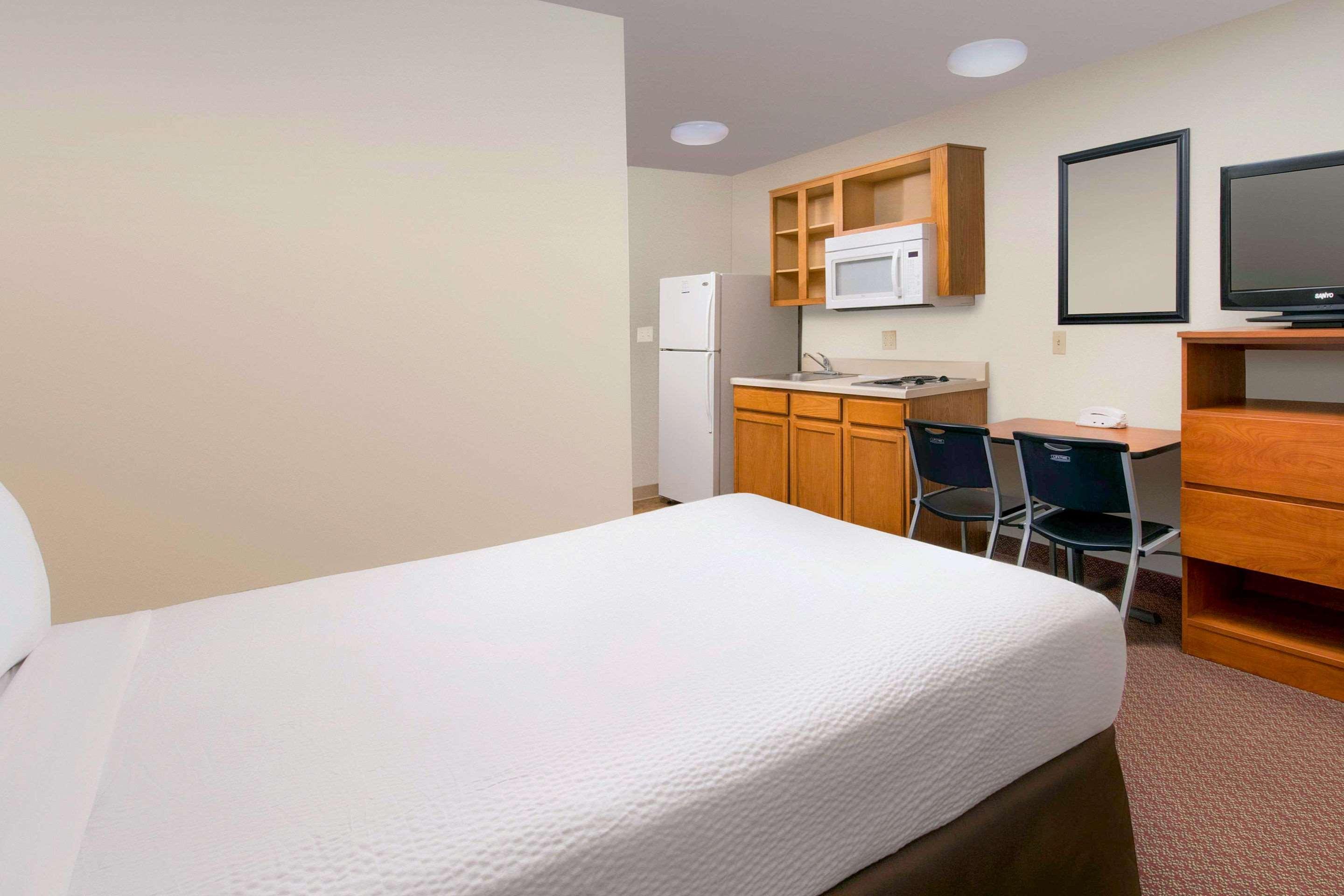 WoodSpring Suites Omaha Bellevue — photo 5