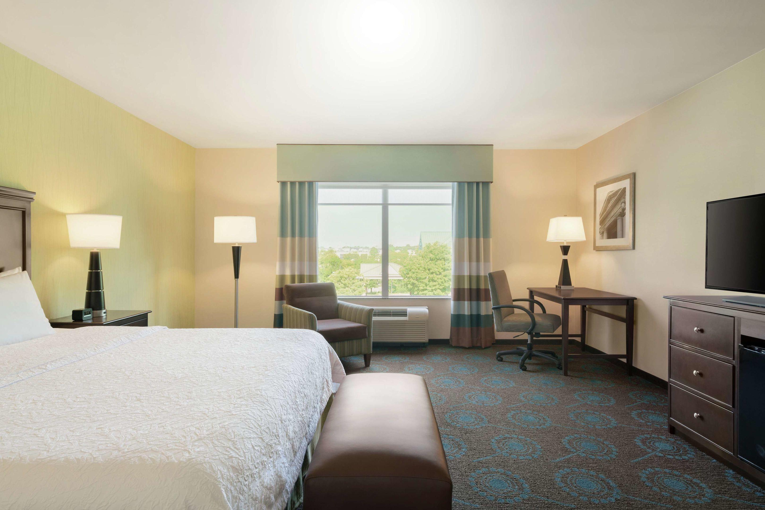 Hampton Inn & Suites Wilmington Christiana — photo 4