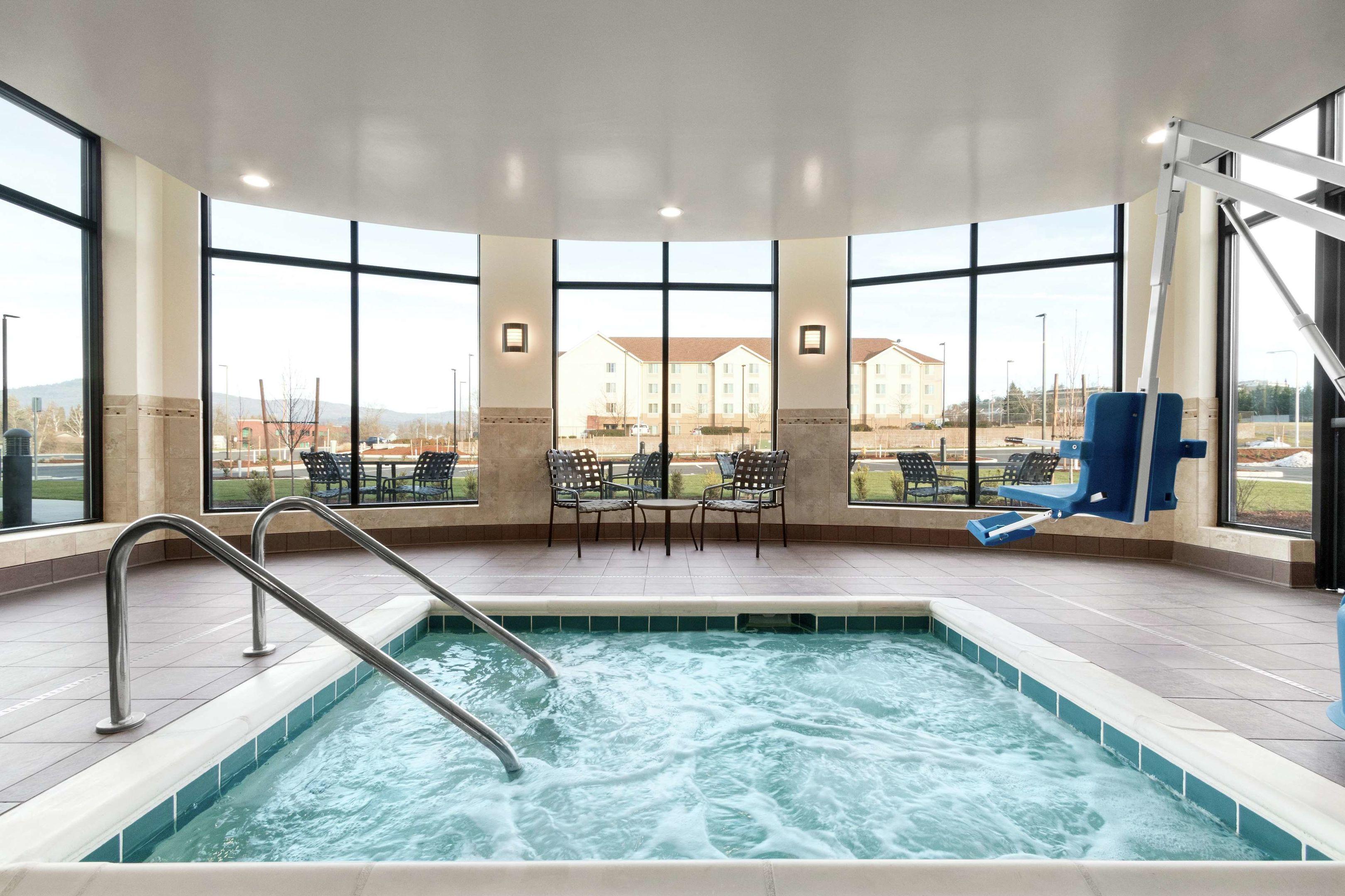 Hilton Garden Inn Medford — photo 5