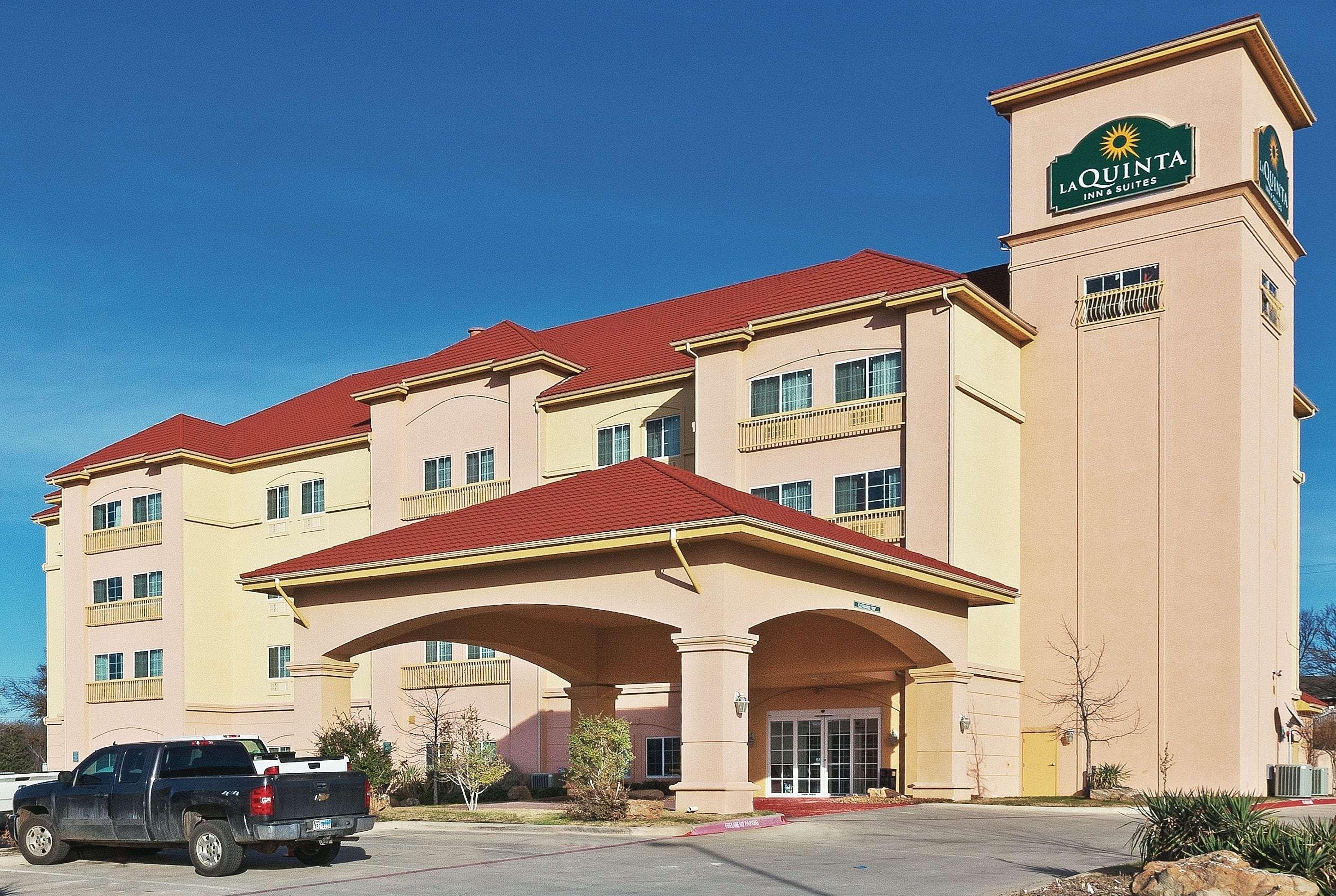 La Quinta Inn and Suites Decatur — photo 4