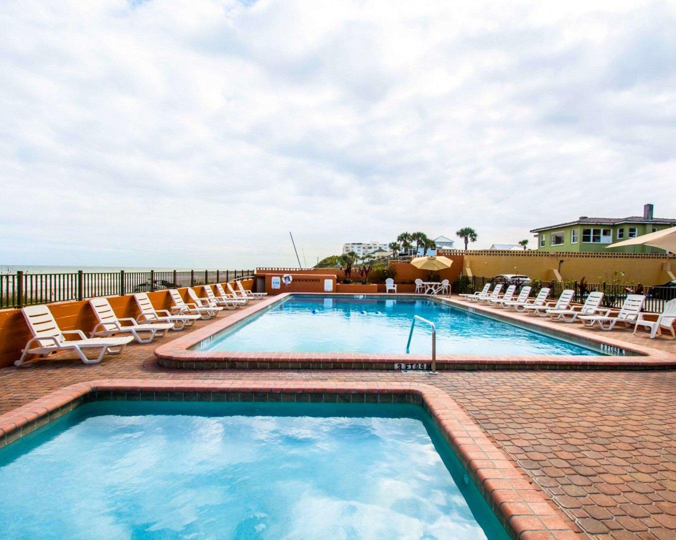 Quality Inn on the Beach — photo 4