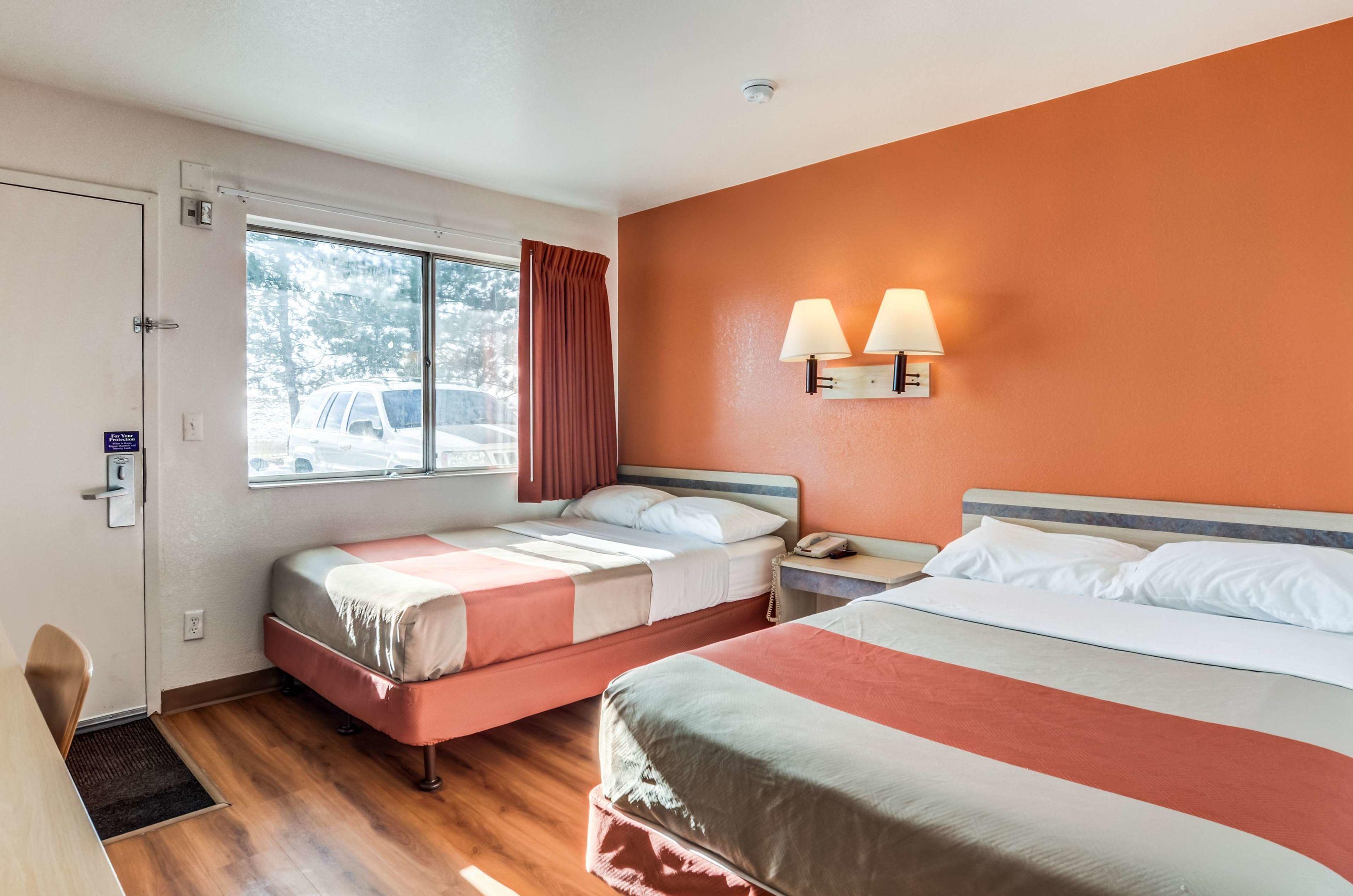 Motel 6 Fort Collins — photo 4