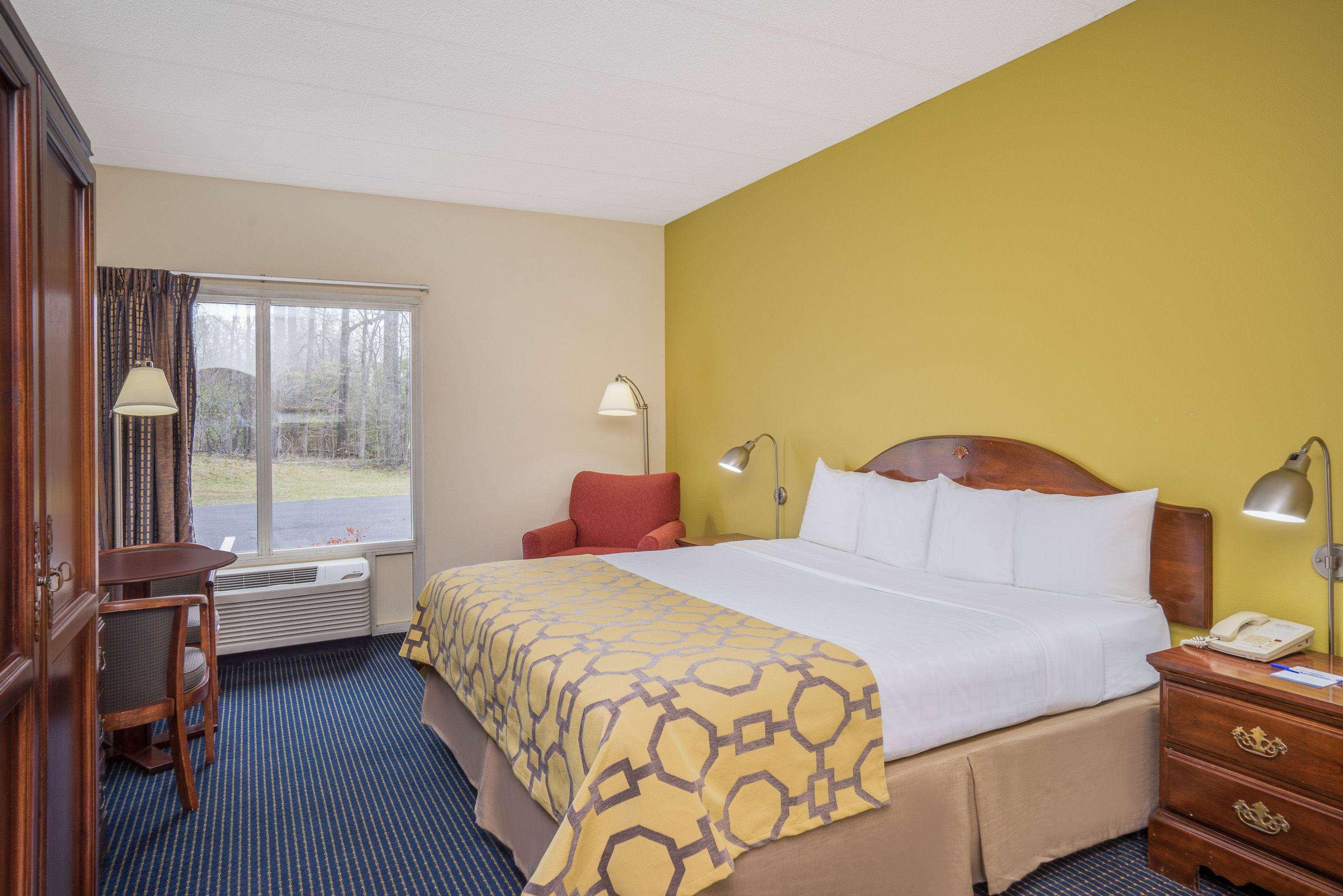Baymont Inn & Suites Warrenton — photo 5