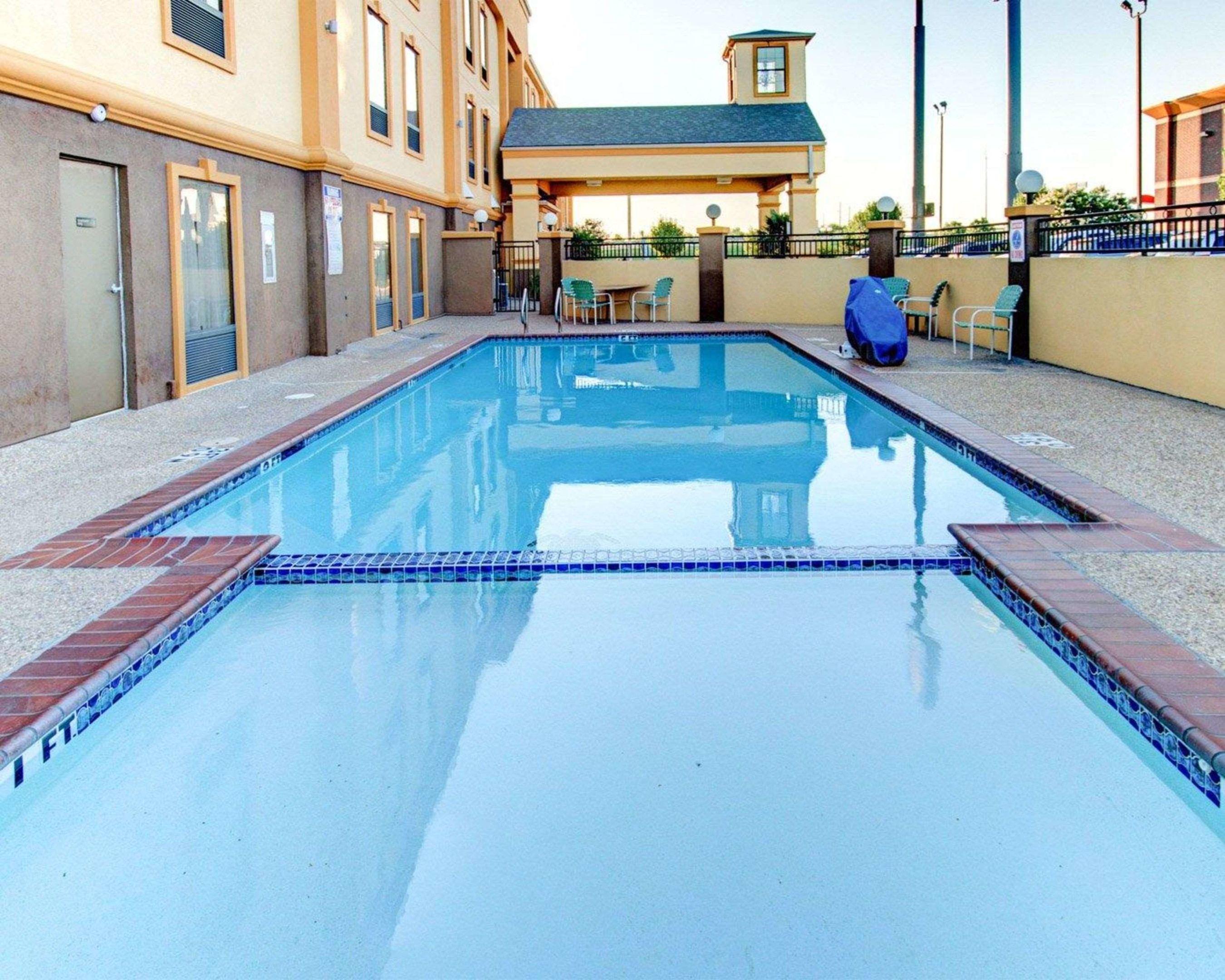 Comfort Inn Corsicana — photo 4