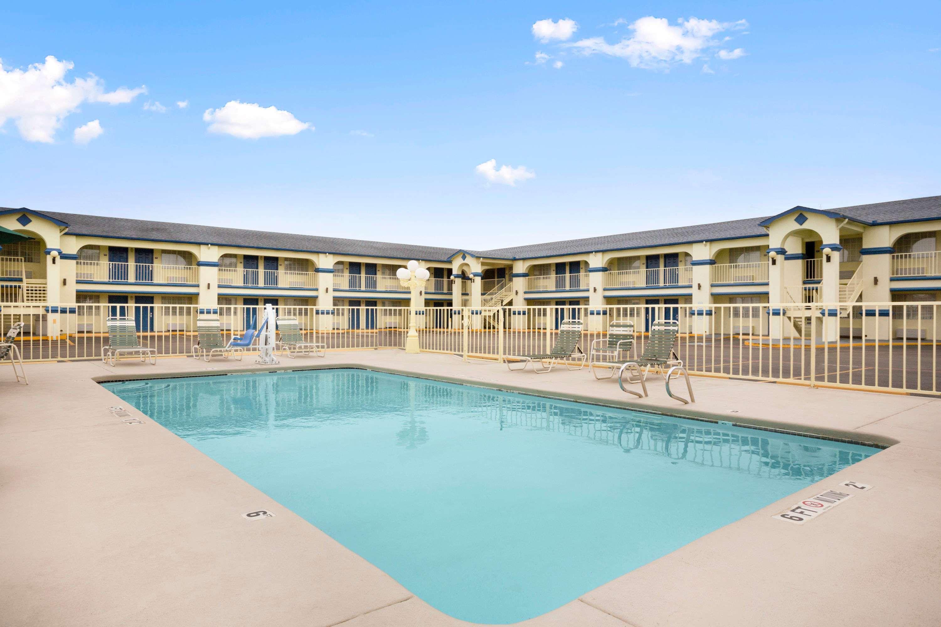 Travelodge Killeen Fort Hood — photo 3