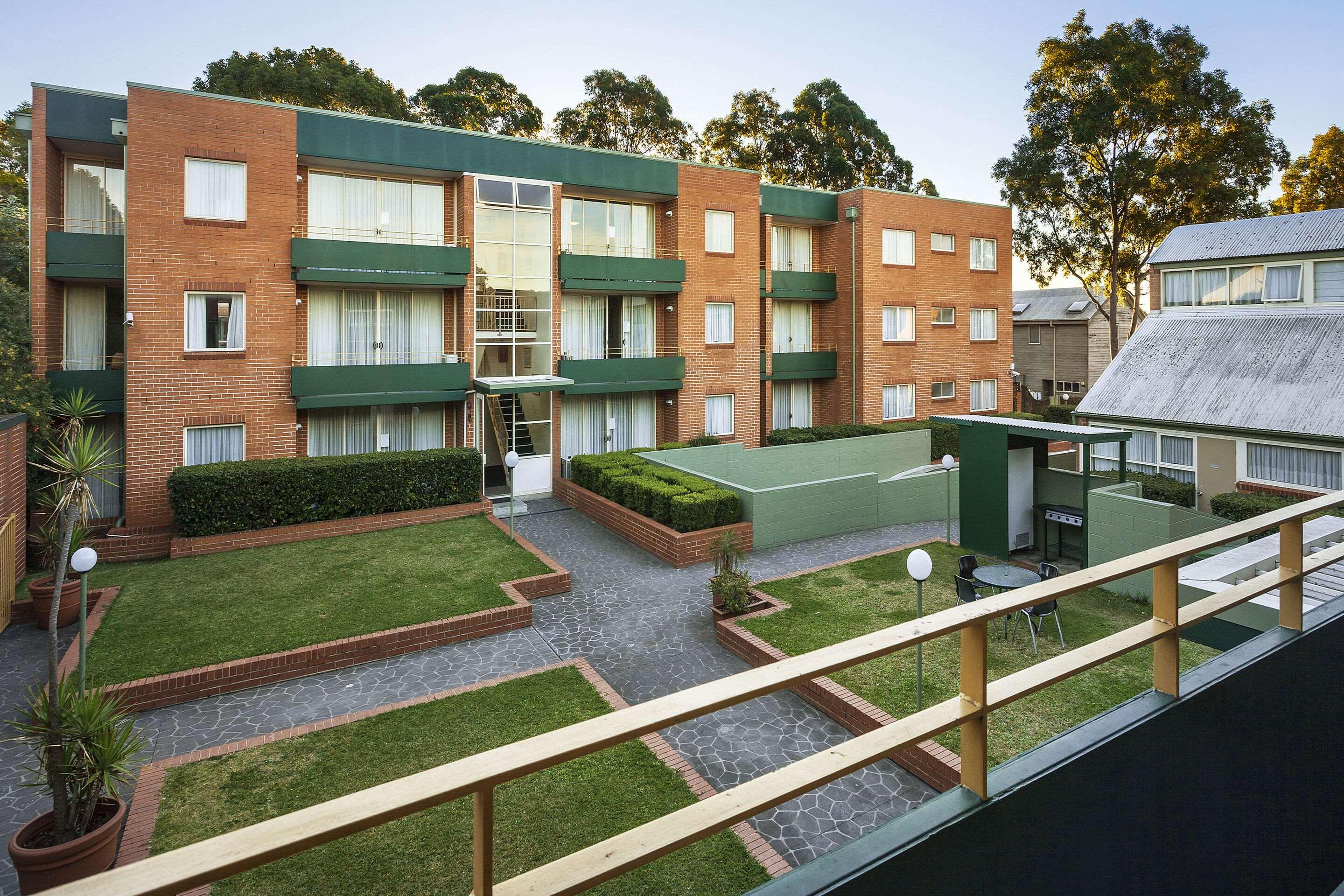 APX Apartments Parramatta — photo 3