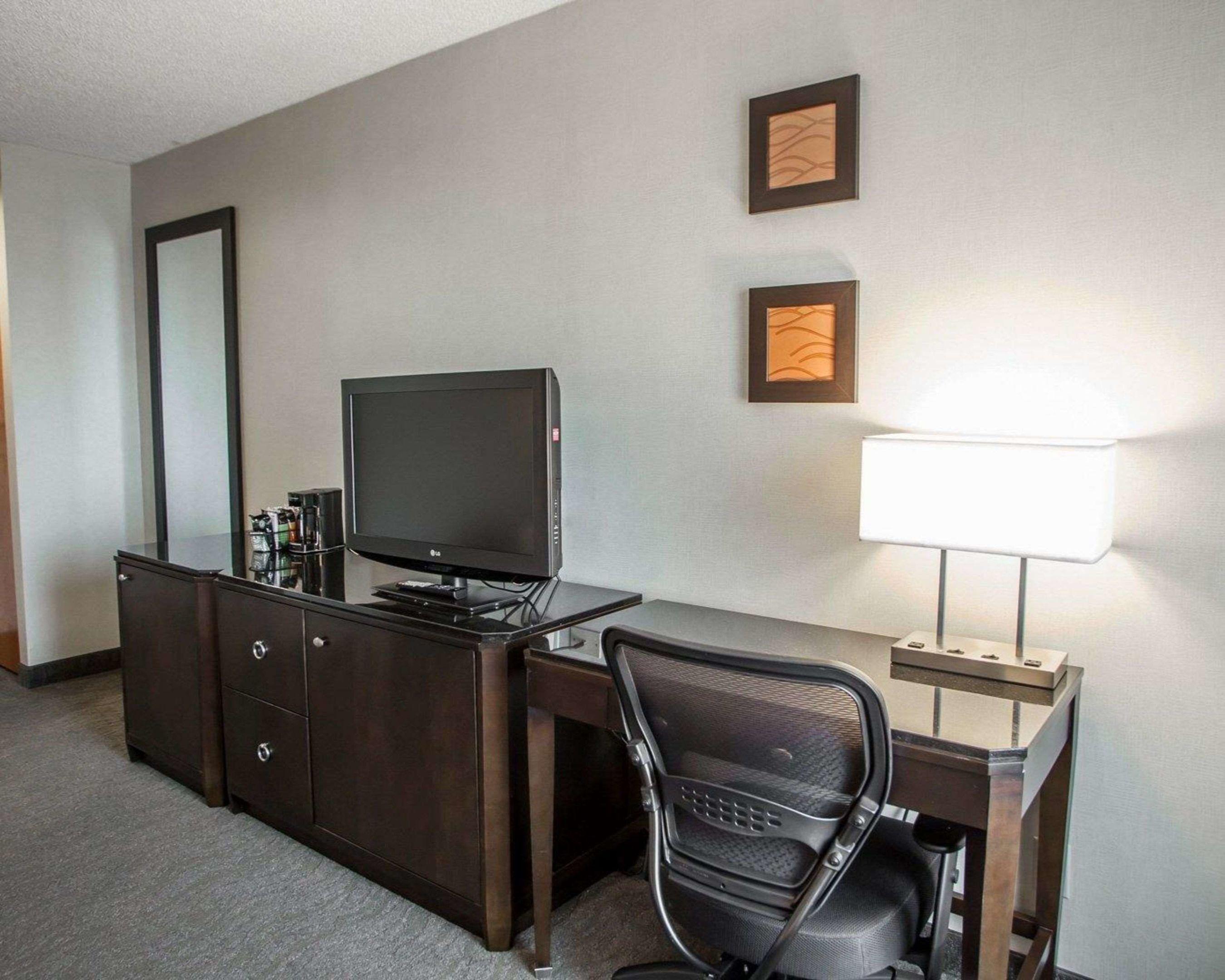 Comfort Inn Downers Grove — photo 5
