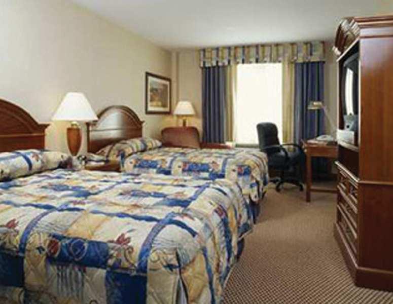 Hilton Garden Inn Queens/JFK Airport — photo 4