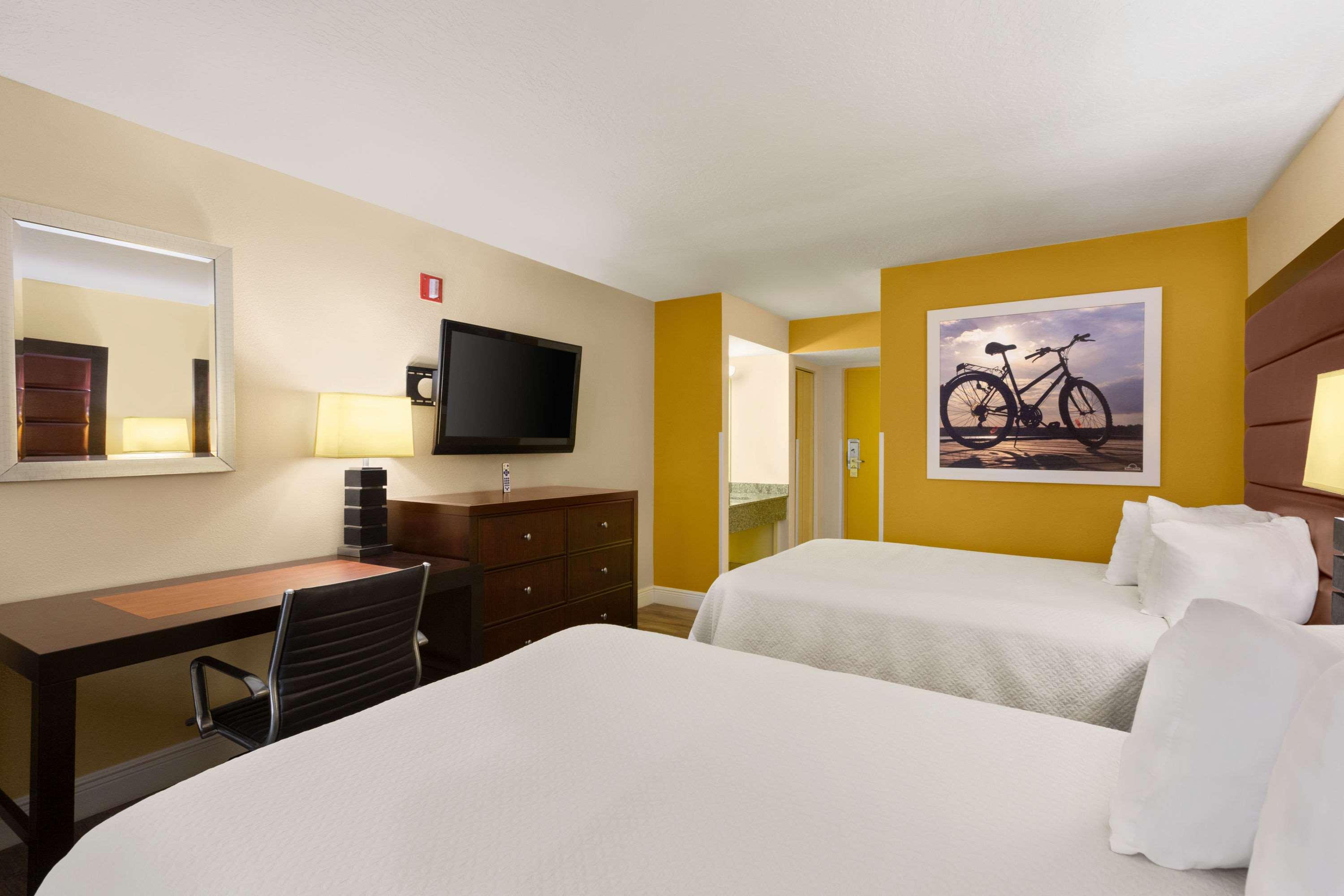 Days Inn N Orlando/Casselberry — photo 5