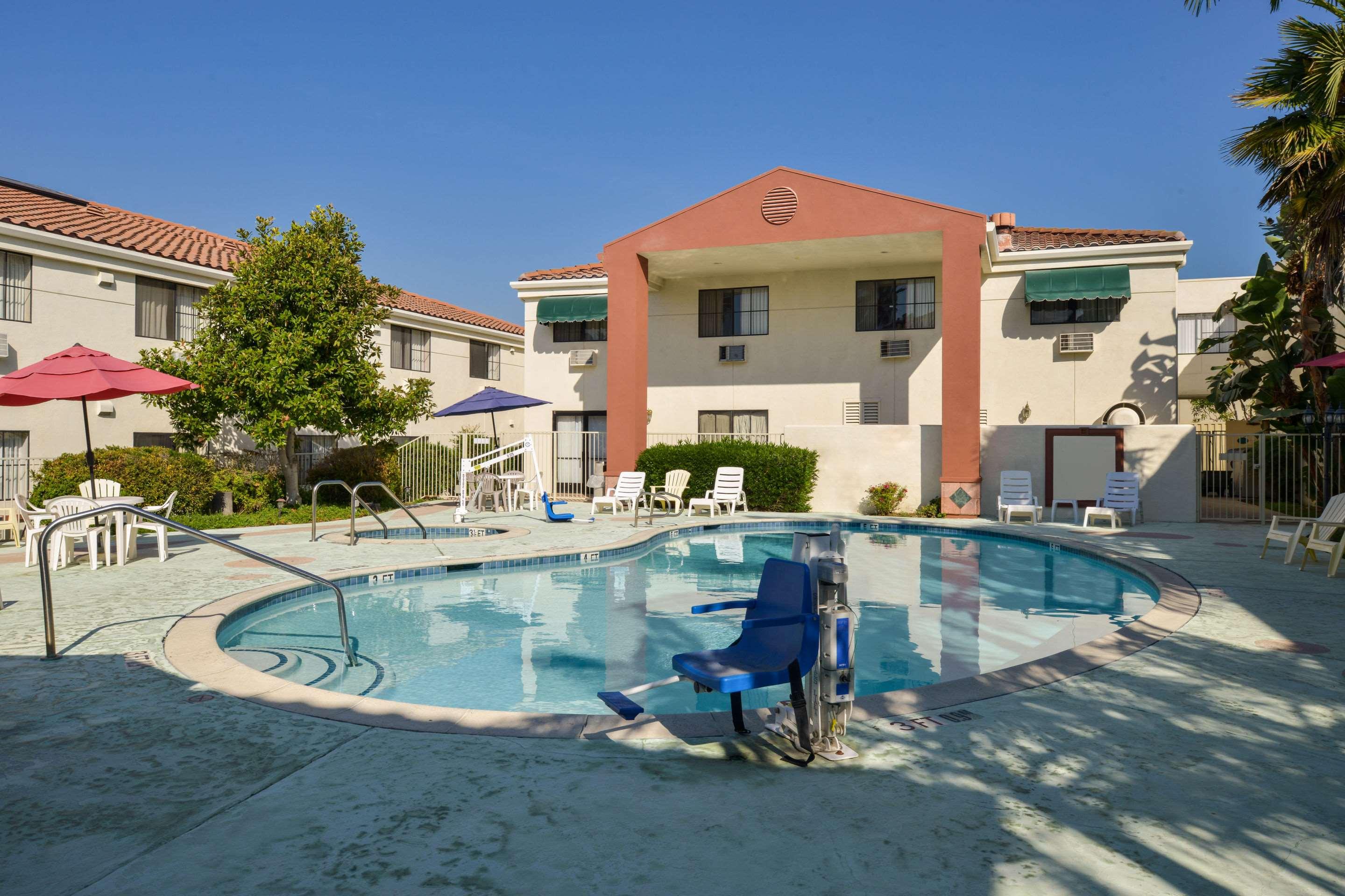Quality Inn & Suites — photo 3