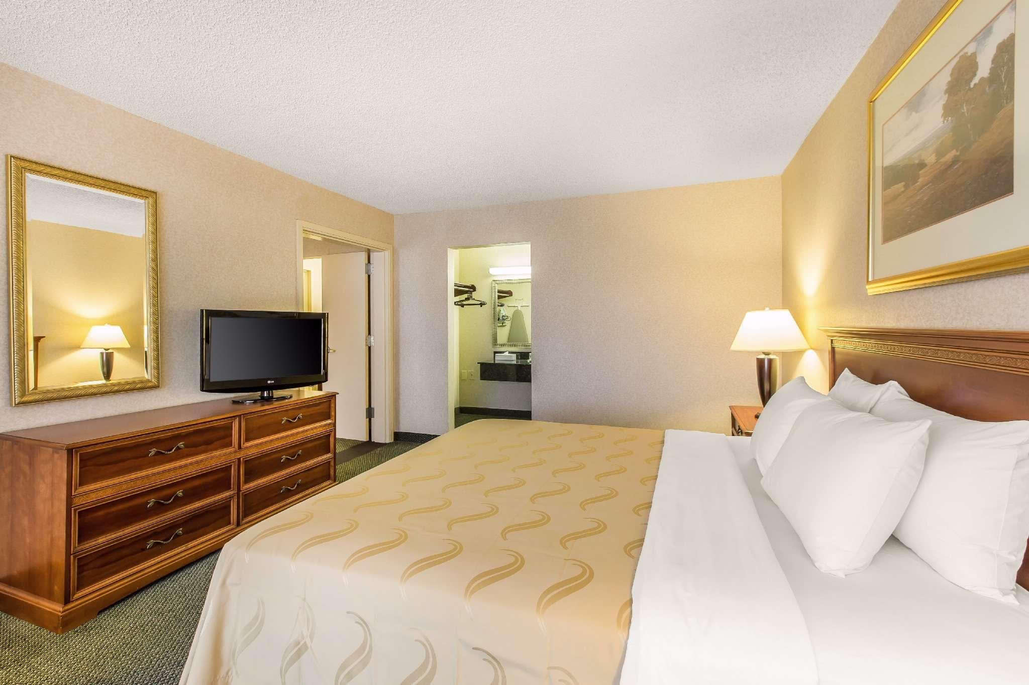 Quality Inn & Suites Conference Center — photo 4