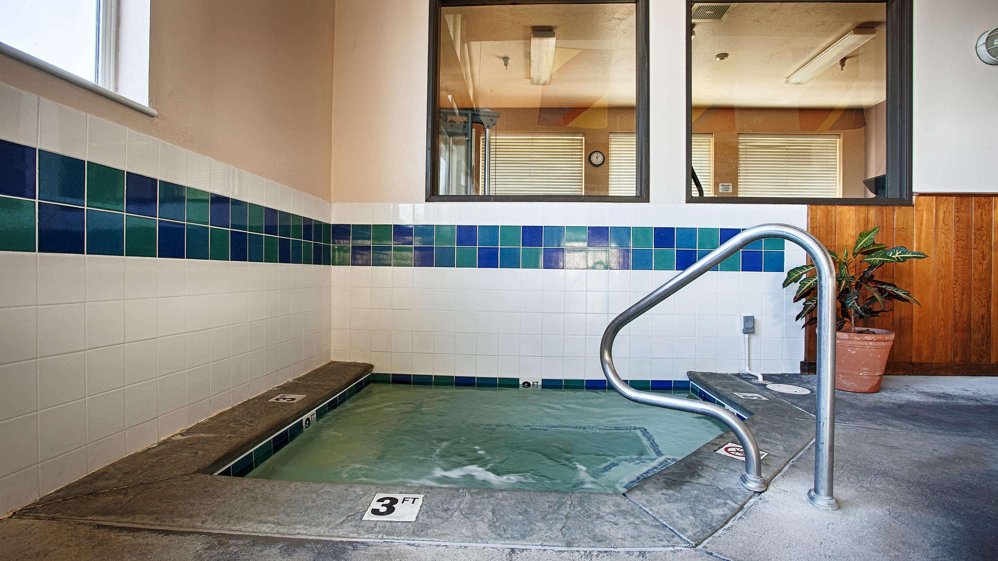 Best Western Sawtooth Inn & Suites — photo 5