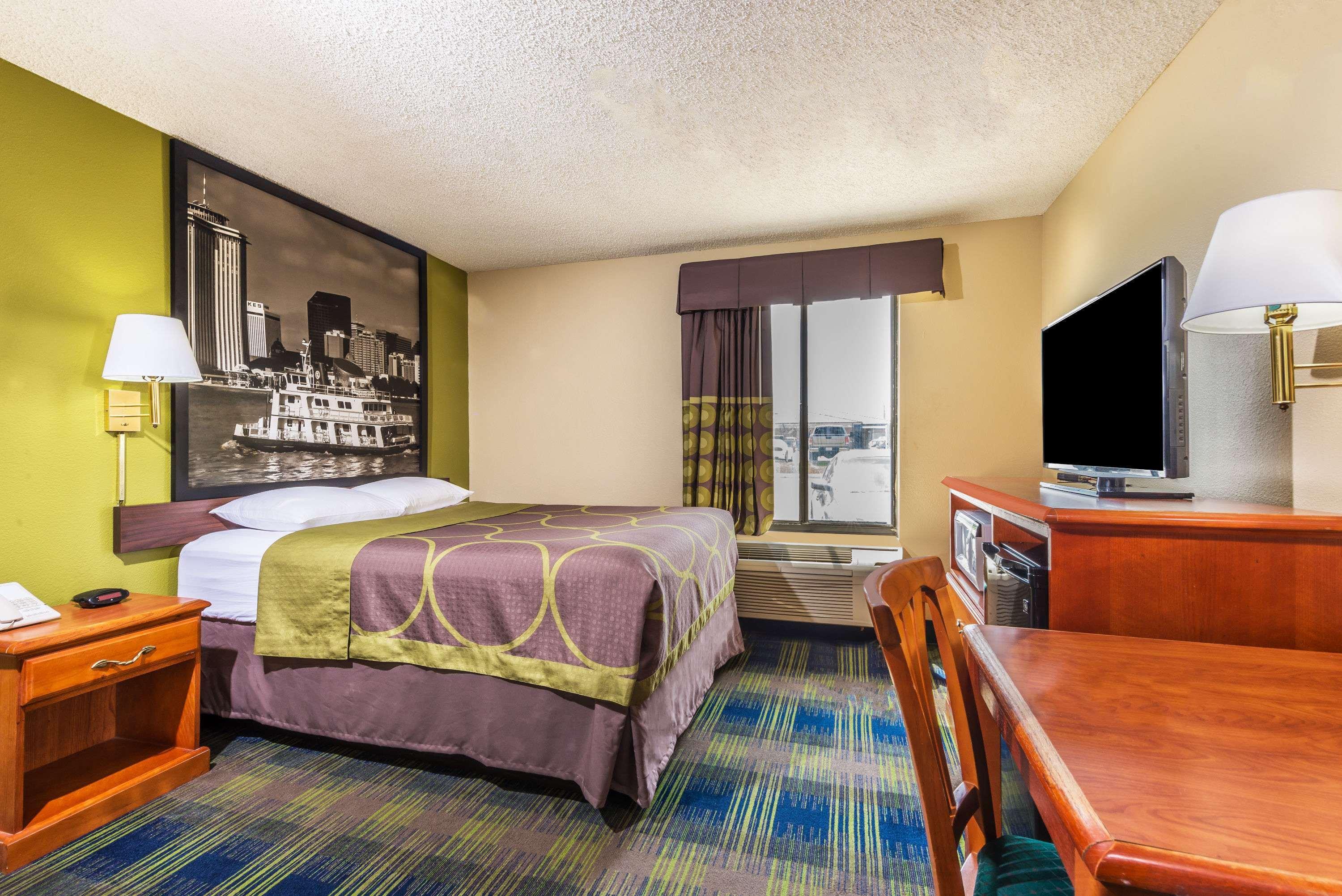 Super 8 by Wyndham Sulphur Lake Charles — photo 5