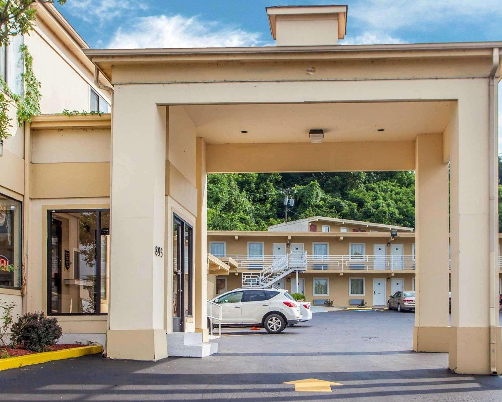 Rodeway Inn — photo 4