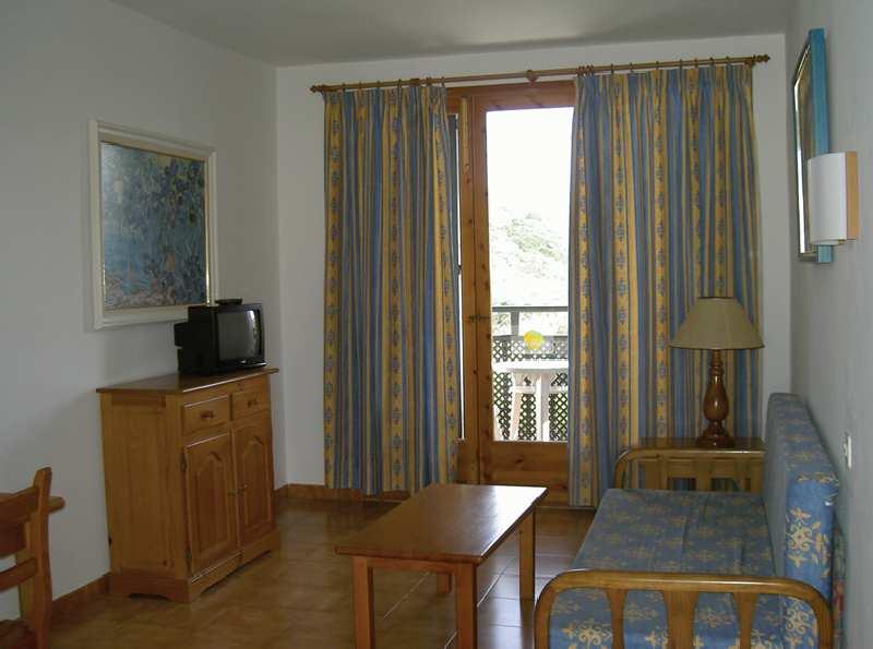 Apartamentos Sol Isla — photo 5