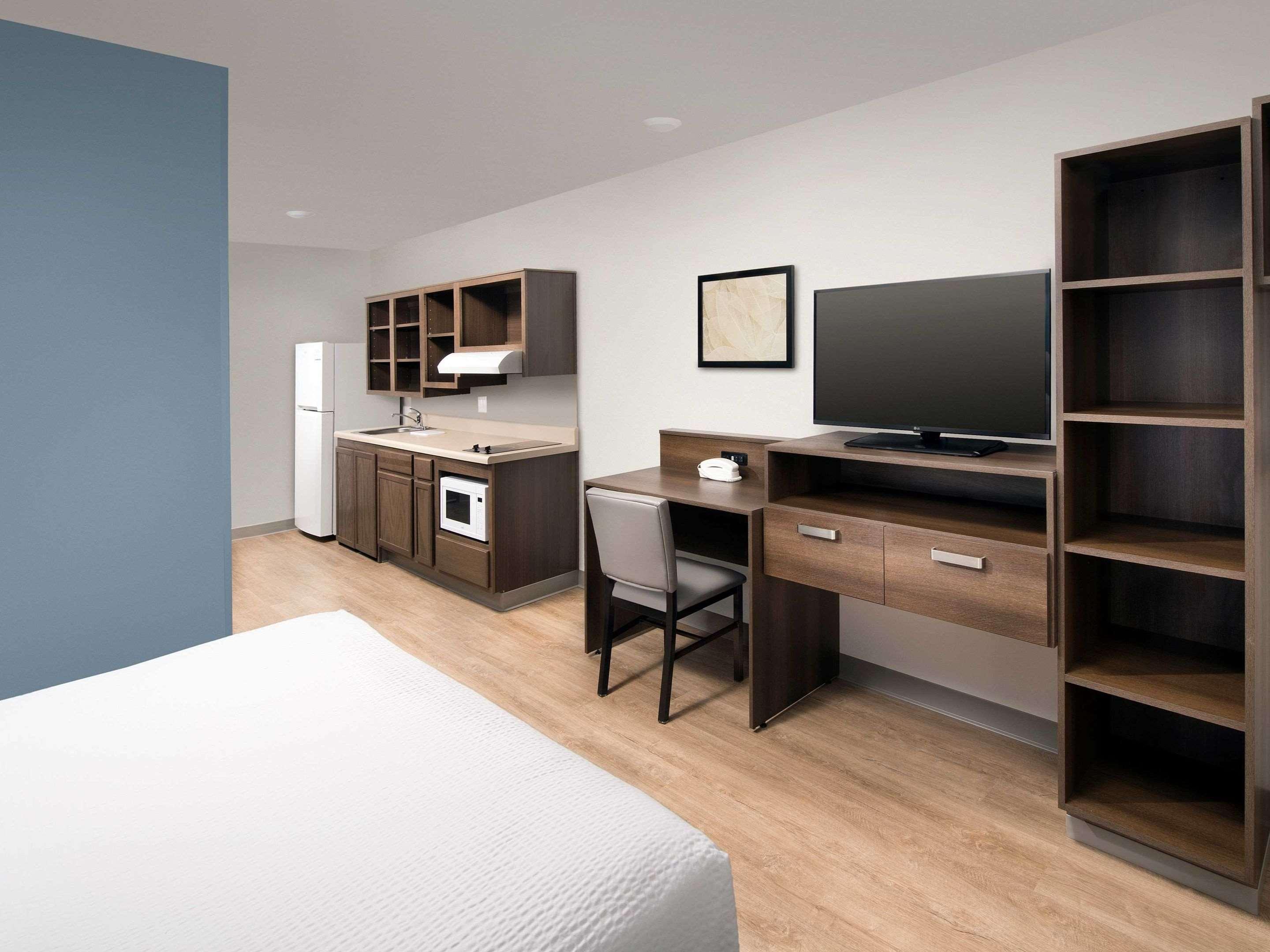 WoodSpring Suites Grand Rapids Holland — photo 5