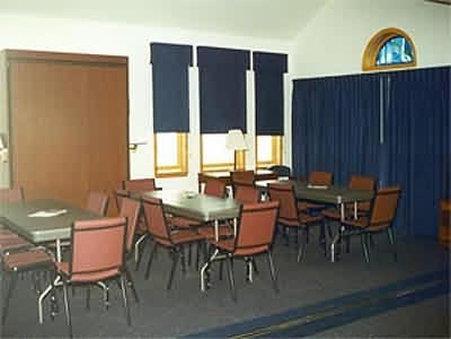 Aurora Inn & Executive Suites — photo 4