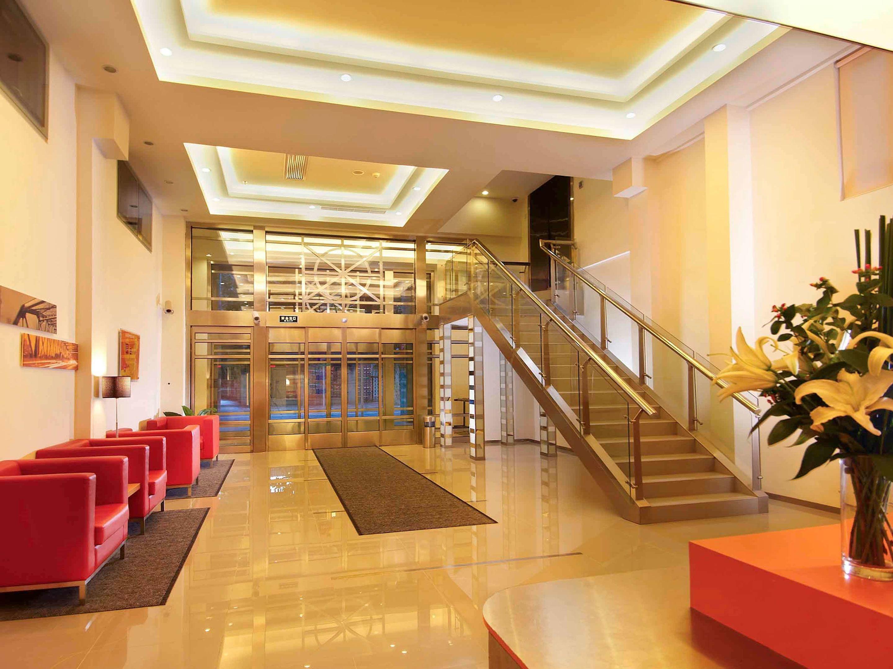 ibis Shanghai Xujiahui — photo 4