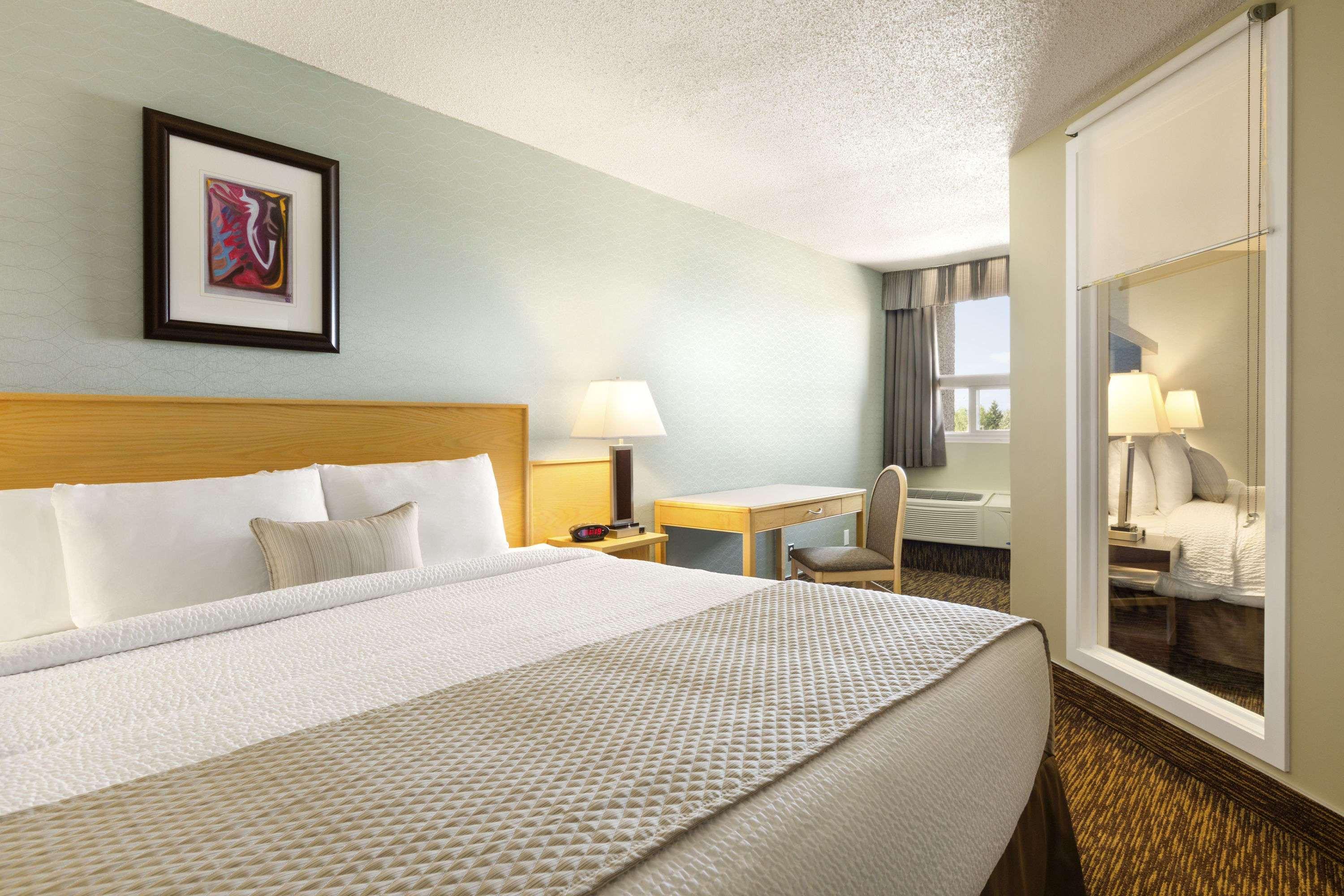 Days Inn Vermilion — photo 5