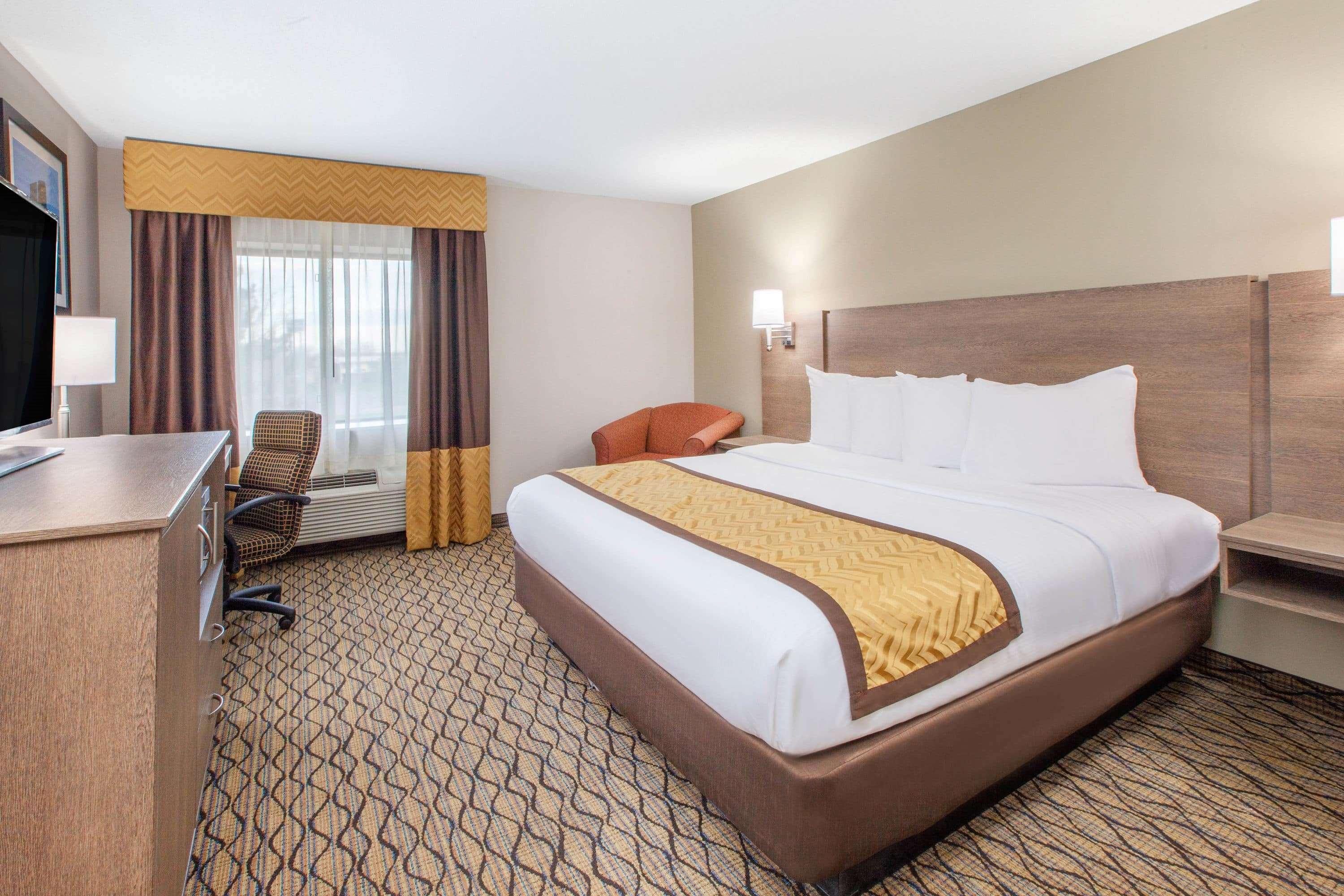Baymont Inn and Suites Grand Rapids Airport — photo 5