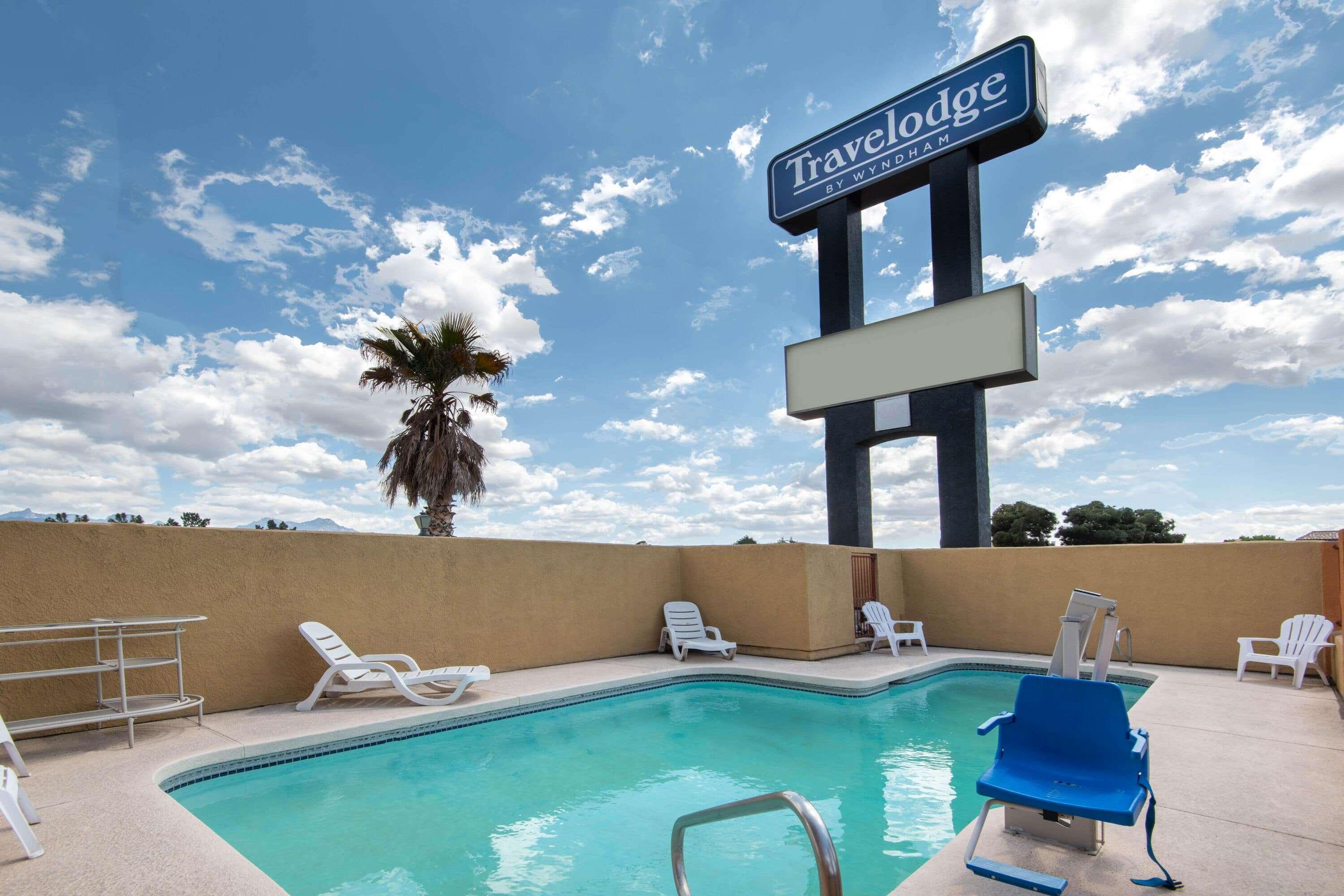 Travelodge by Wyndham Kingman — photo 4