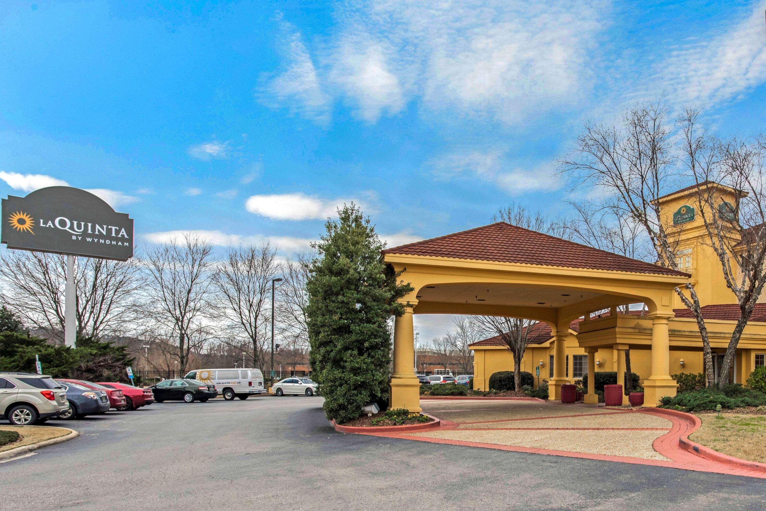 La Quinta Inn & Suites Birmingham Homewood — photo 5