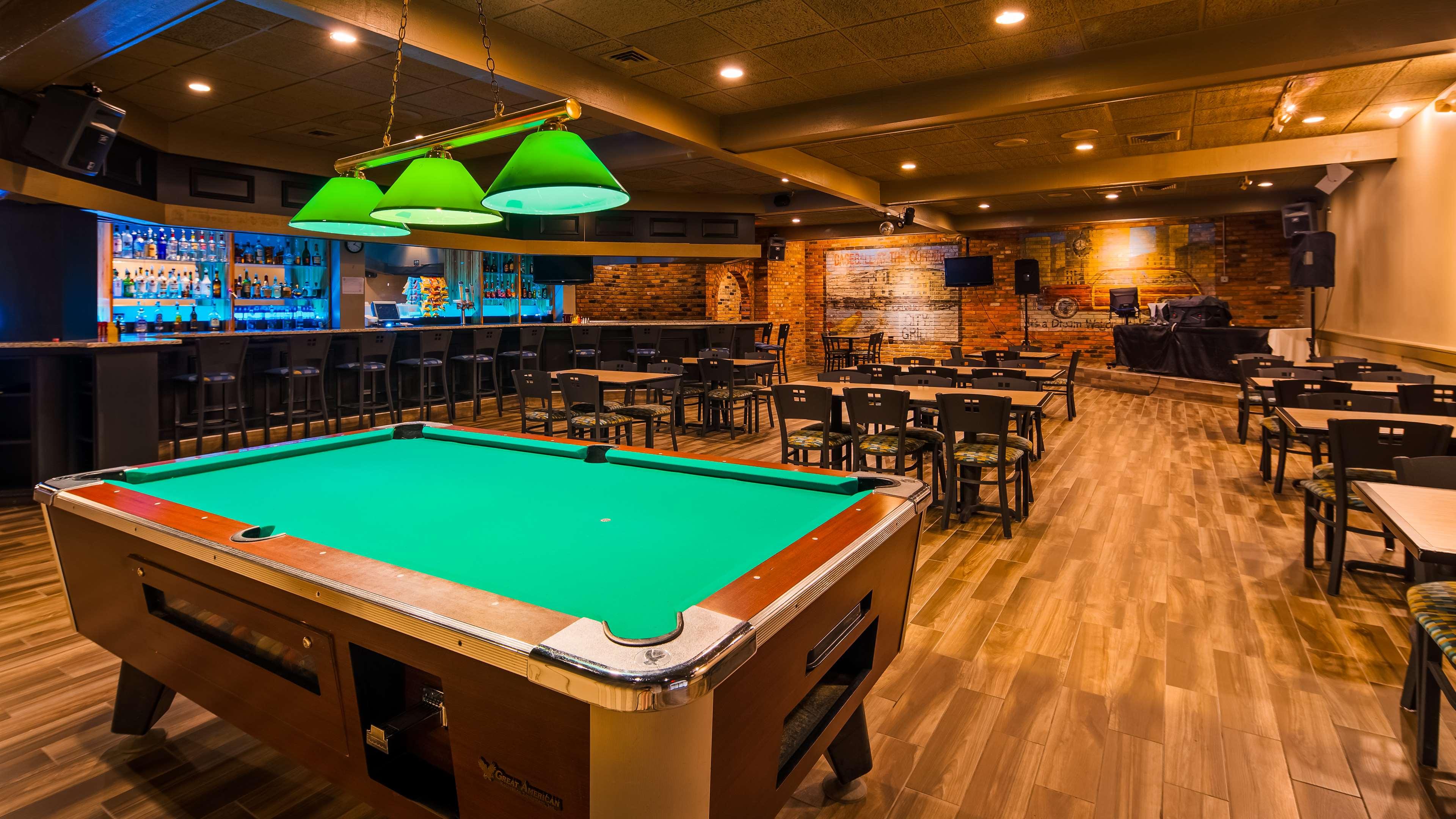 Best Western Woodhaven Inn — photo 4