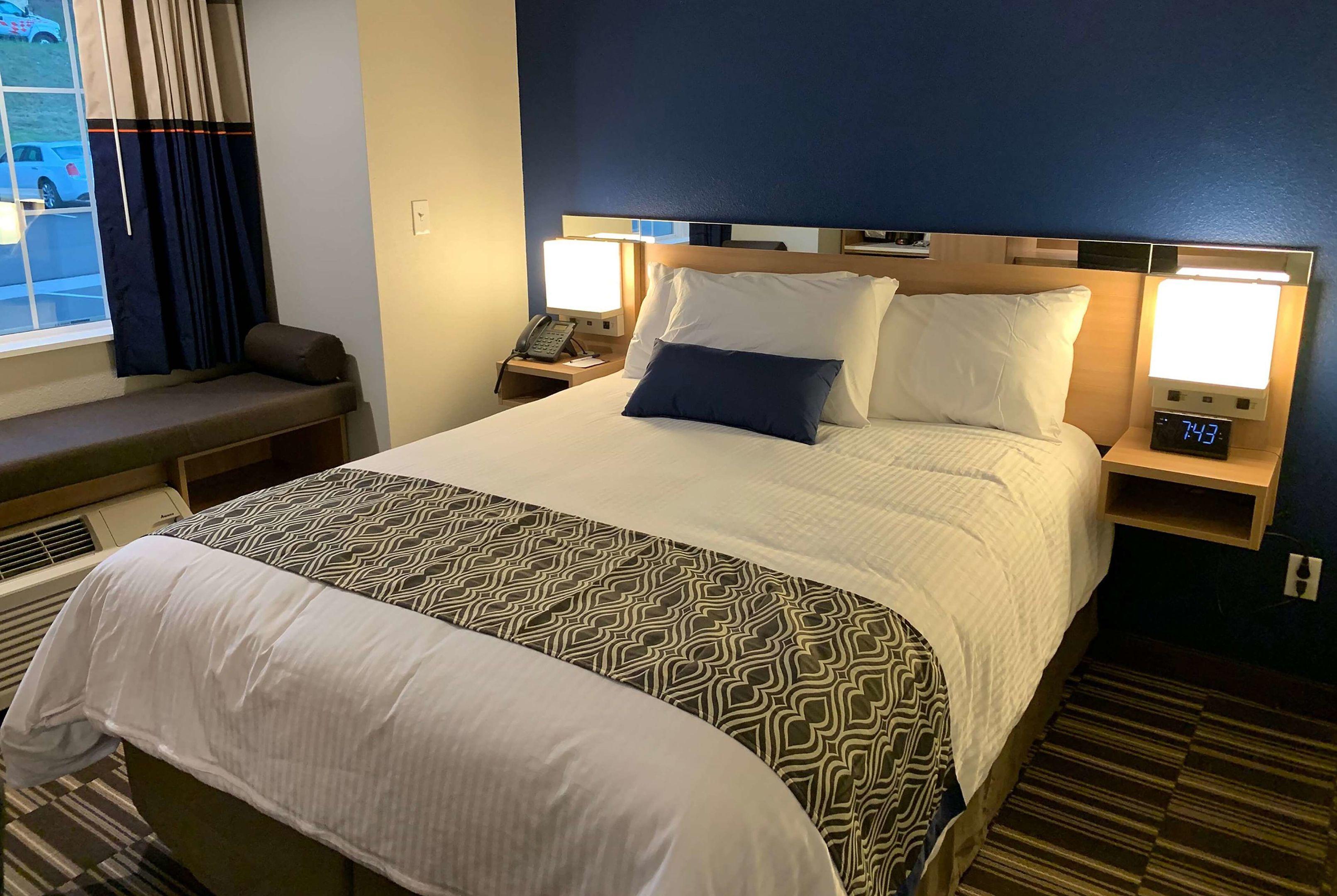 Microtel Inn & Suites by Wyndham Woodland Park — photo 5