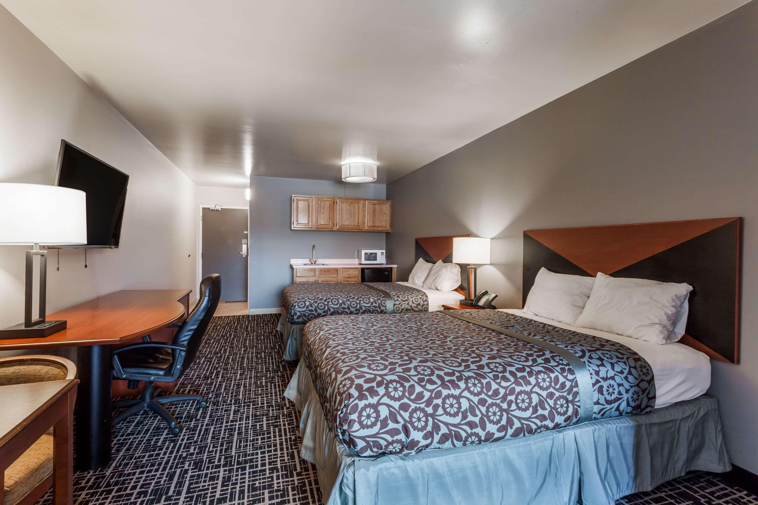 Days Inn & Suites Lancaster Amish Country — photo 4