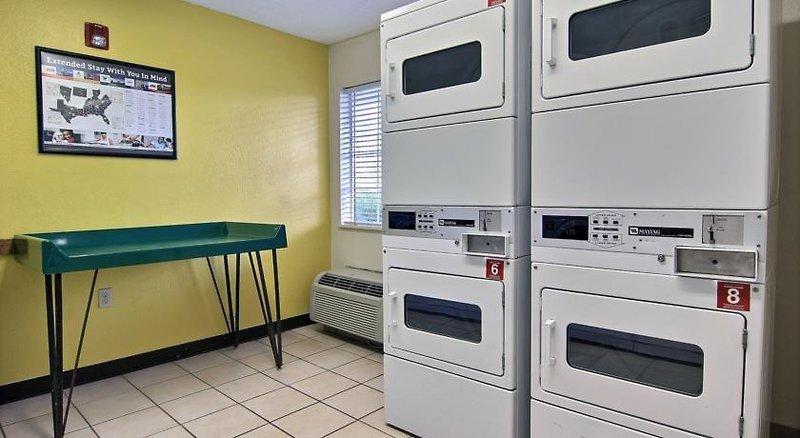InTown Suites Corpus Christi — photo 5