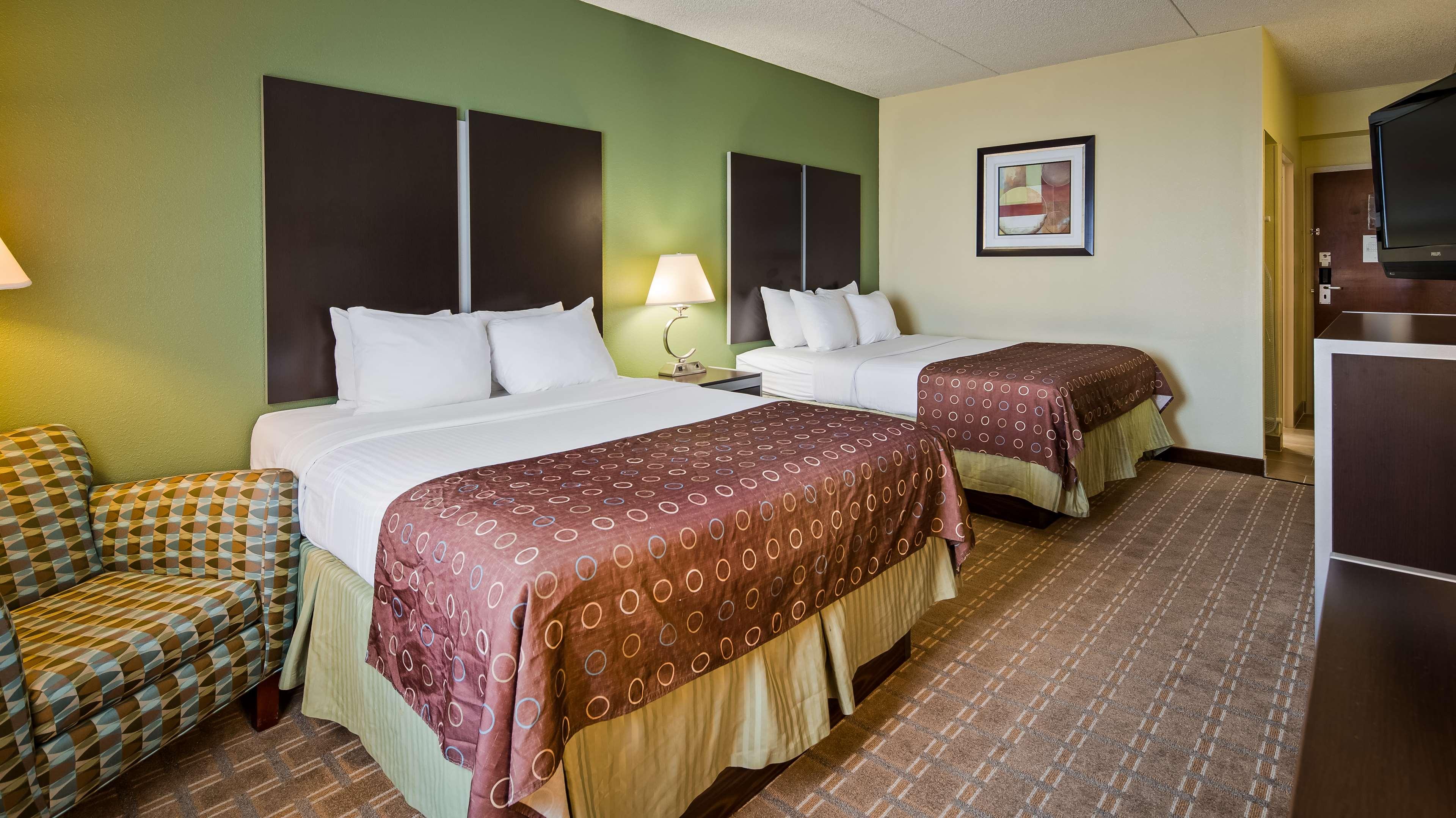 Best Western Airport Inn & Suites Cleveland — photo 5